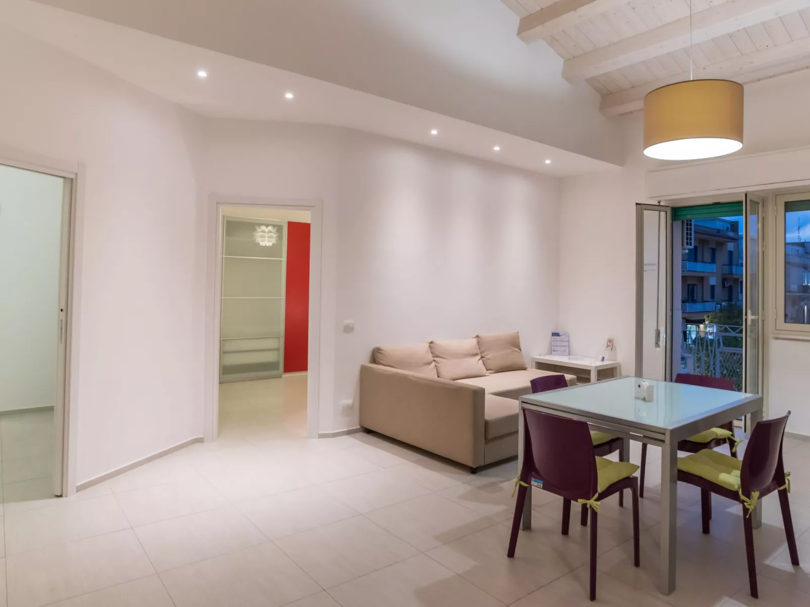 Talete, im Zentrum 40 m vom Strand entfernt-Image-tags.info