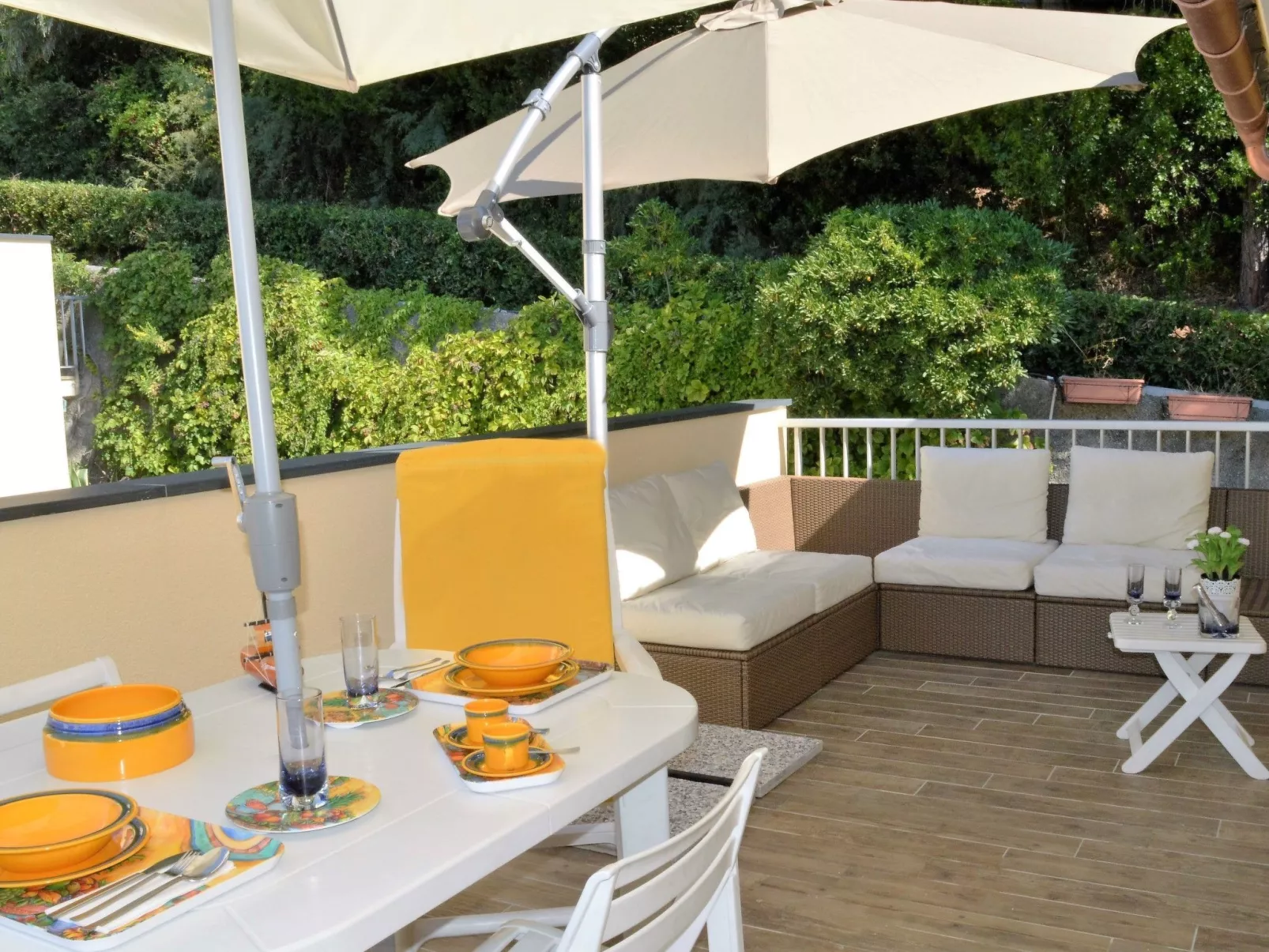 Charmantes Appartement in Moneglia mit Großer Terrasse-Binnen