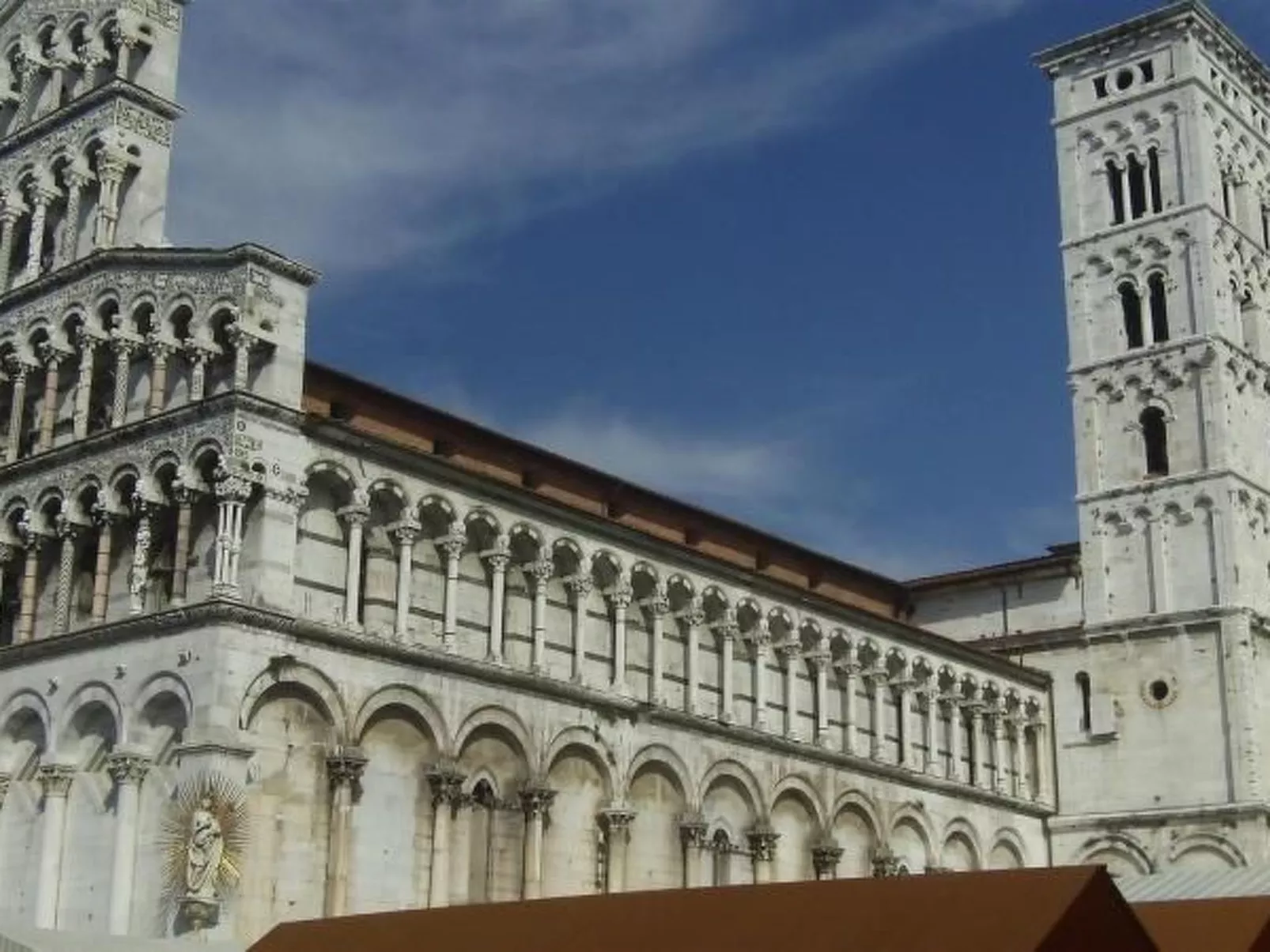 Mobilheim "Toscane1" mit Pool-Buiten