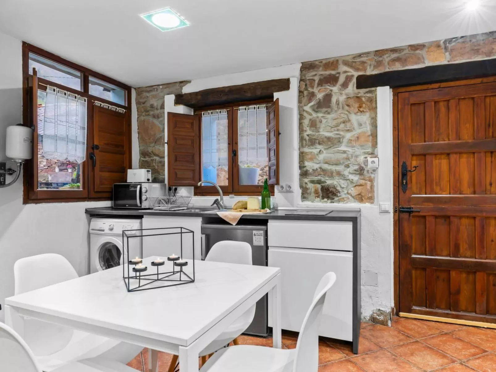 Jacuzzi, Kamin, Grill und spektakuläre Aussicht-Image-tags.info