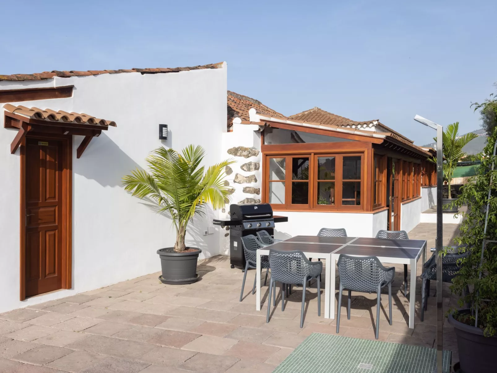 Cruz de los Martillos-Buiten