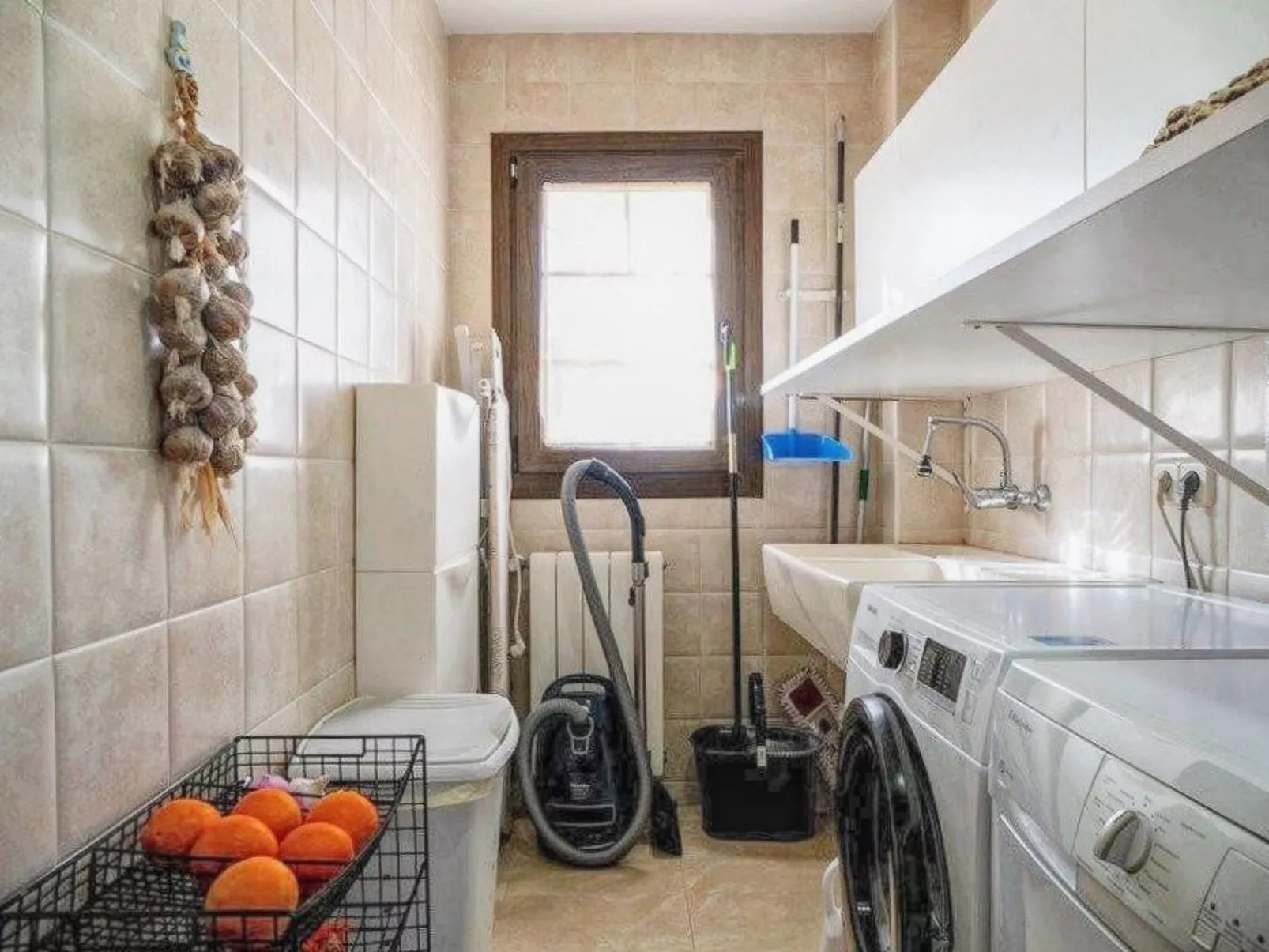 Schöne Villa mit Pool in der Nähe des Strandes-Image-tags.info