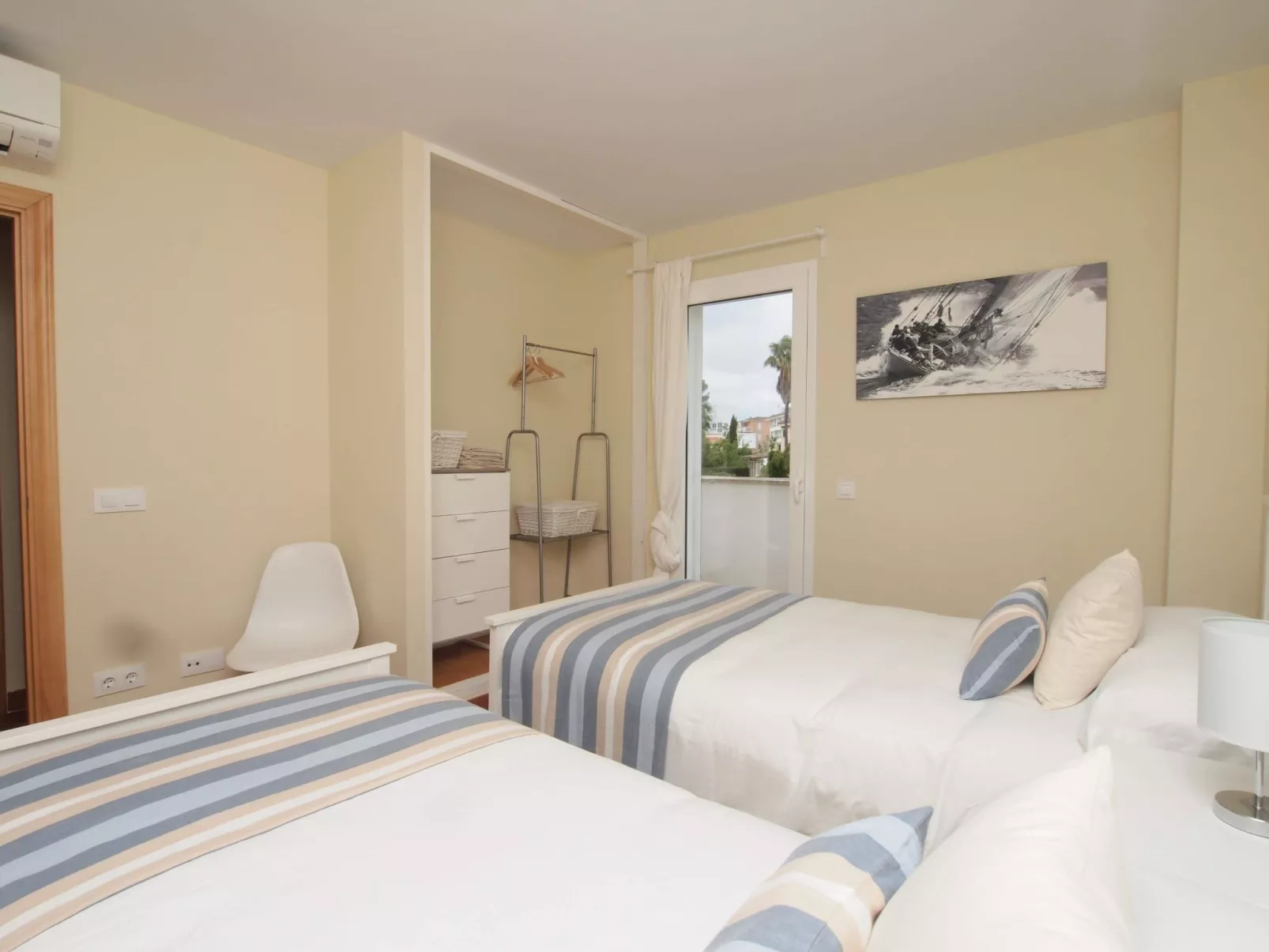 Strandhaus in Playa de Muro für 12 Personen-Binnen