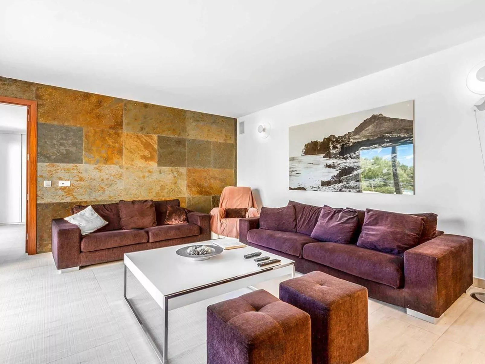 Schöne Villa im Zentrum von Cala Sant Vicenç-Binnen