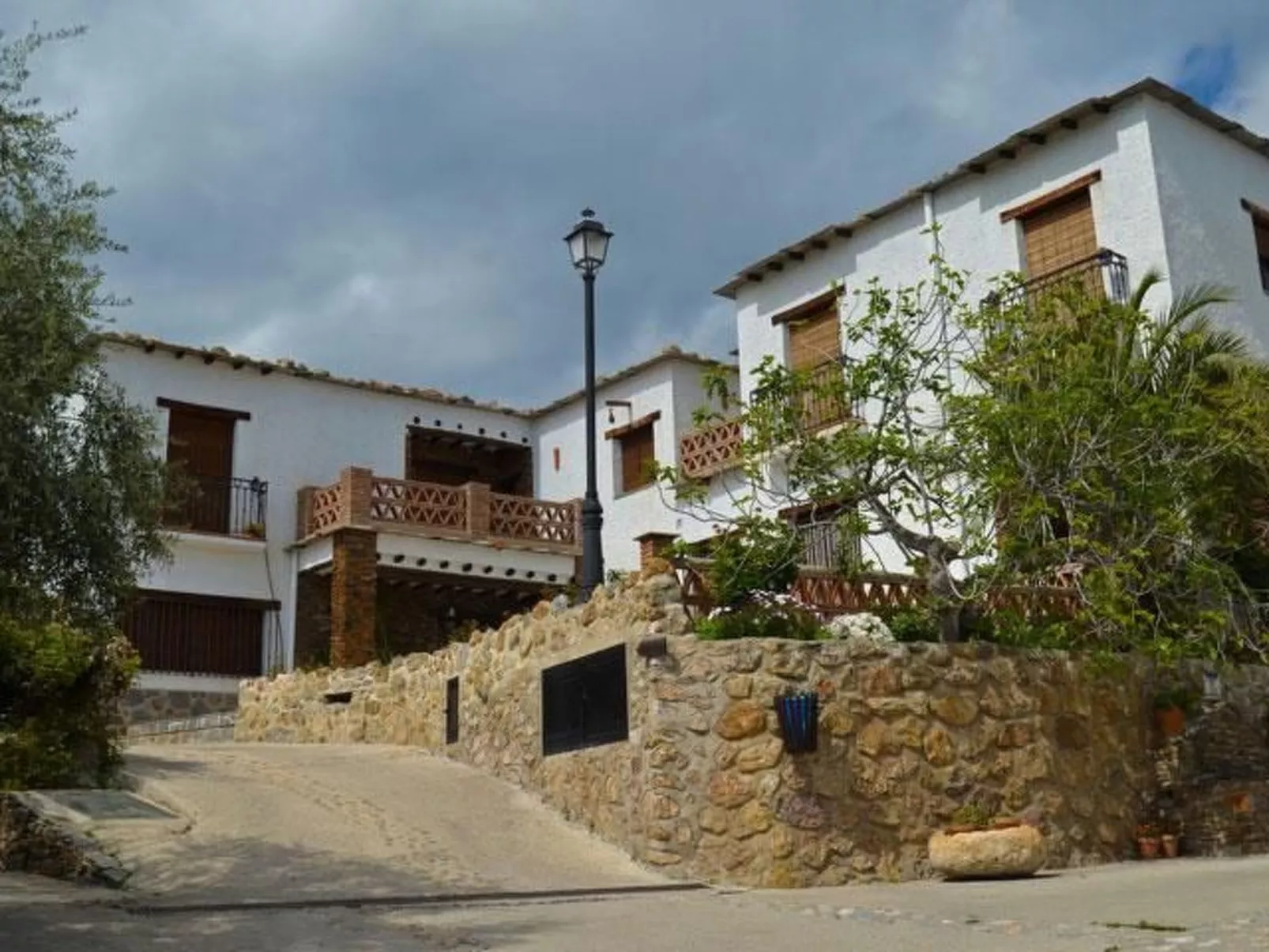 Gemütliches Haus in Anlage mit Schwimmbad in Válor-Image-tags.info