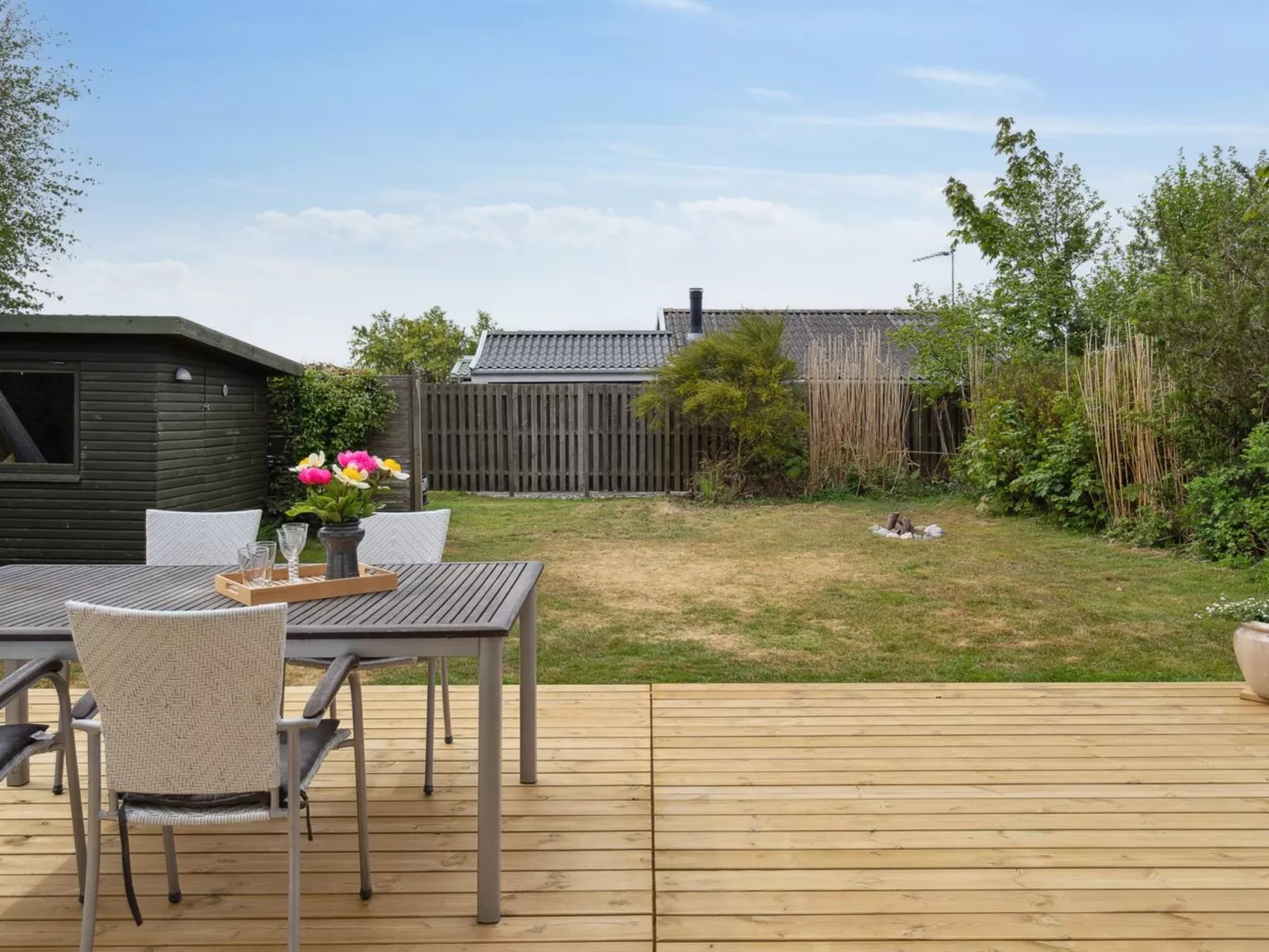 "Quanna" - 50m from the sea-Buiten