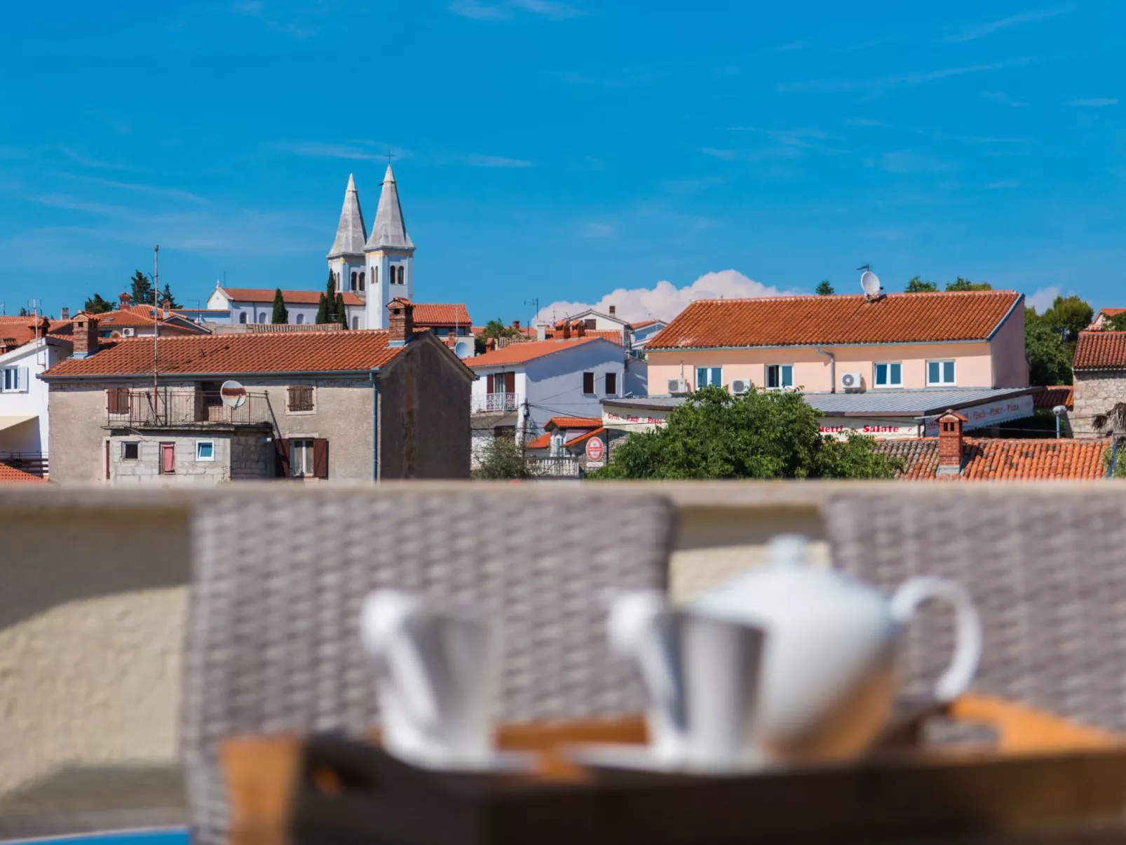 Luxus-Wohnung Igor Attic-Buiten