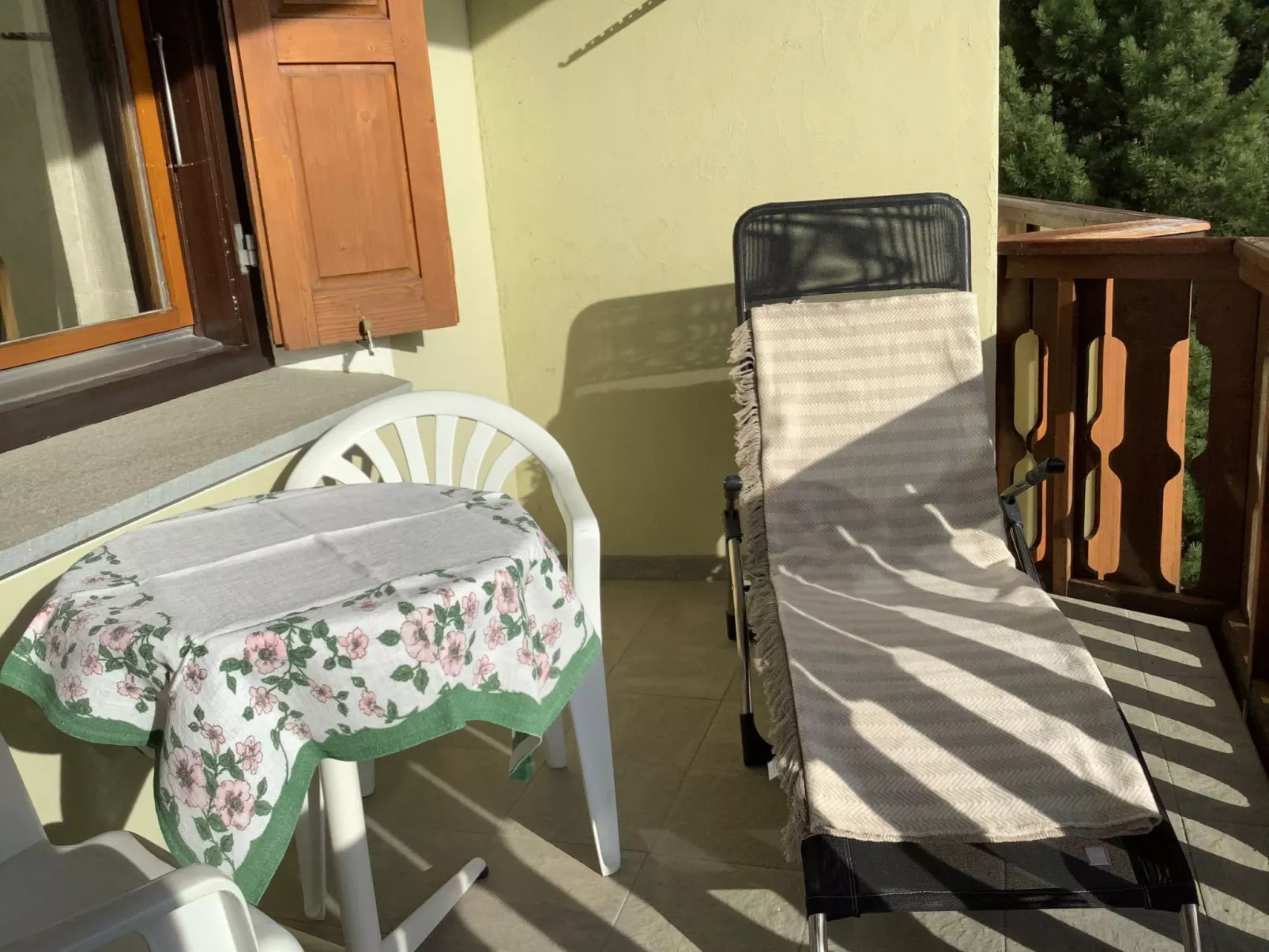 Chesa Auicula-Binnen