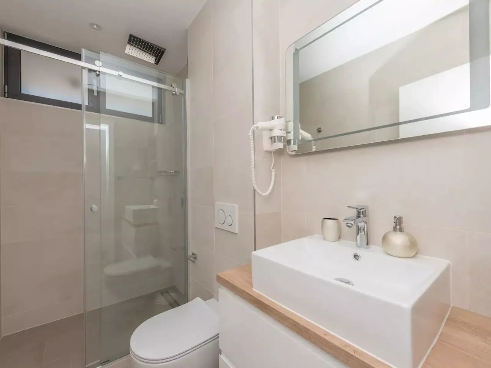 Villa VID-Image-tags.info