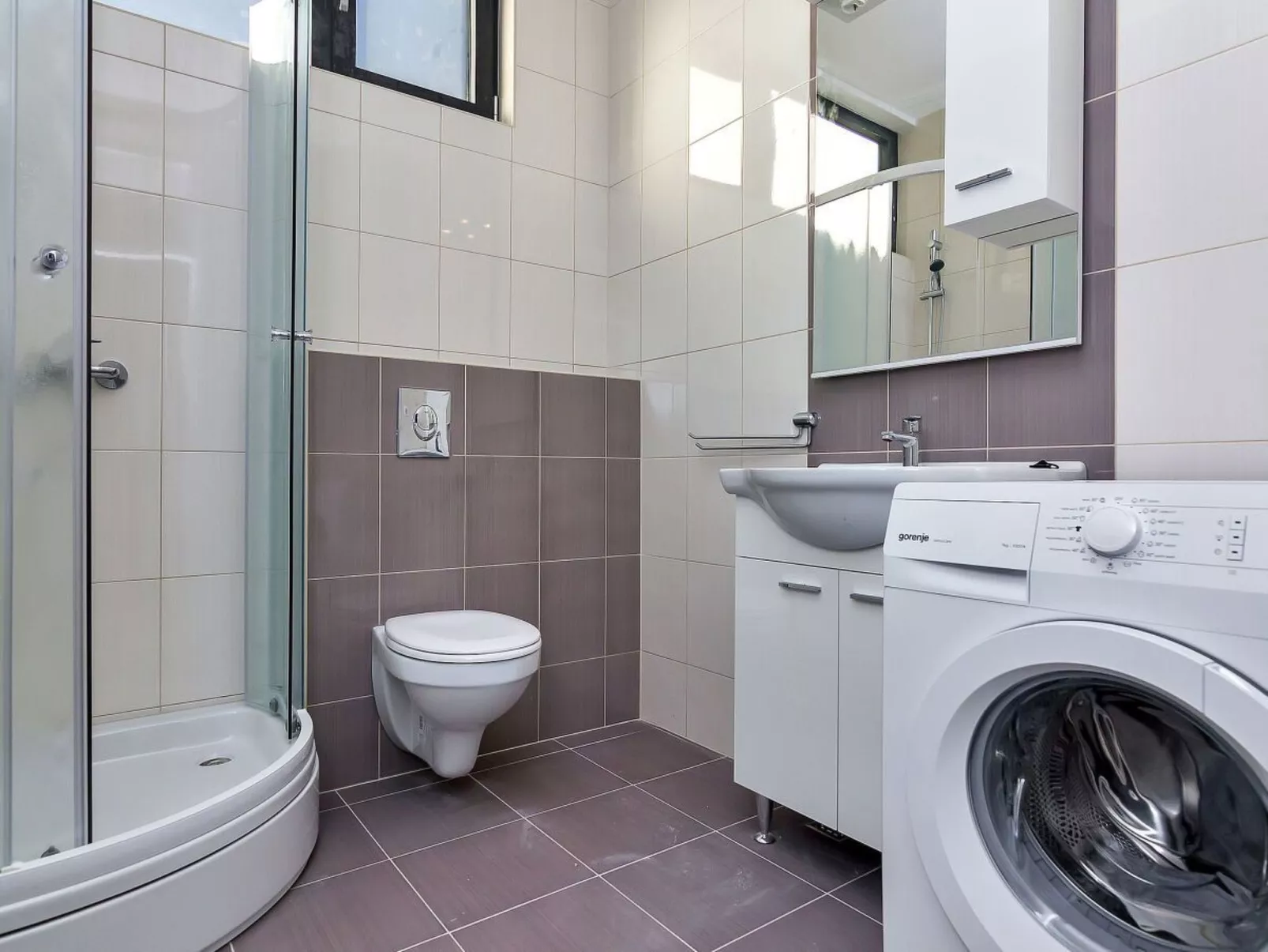 "Villa Maslina" mit Privatparkplatz-Binnen