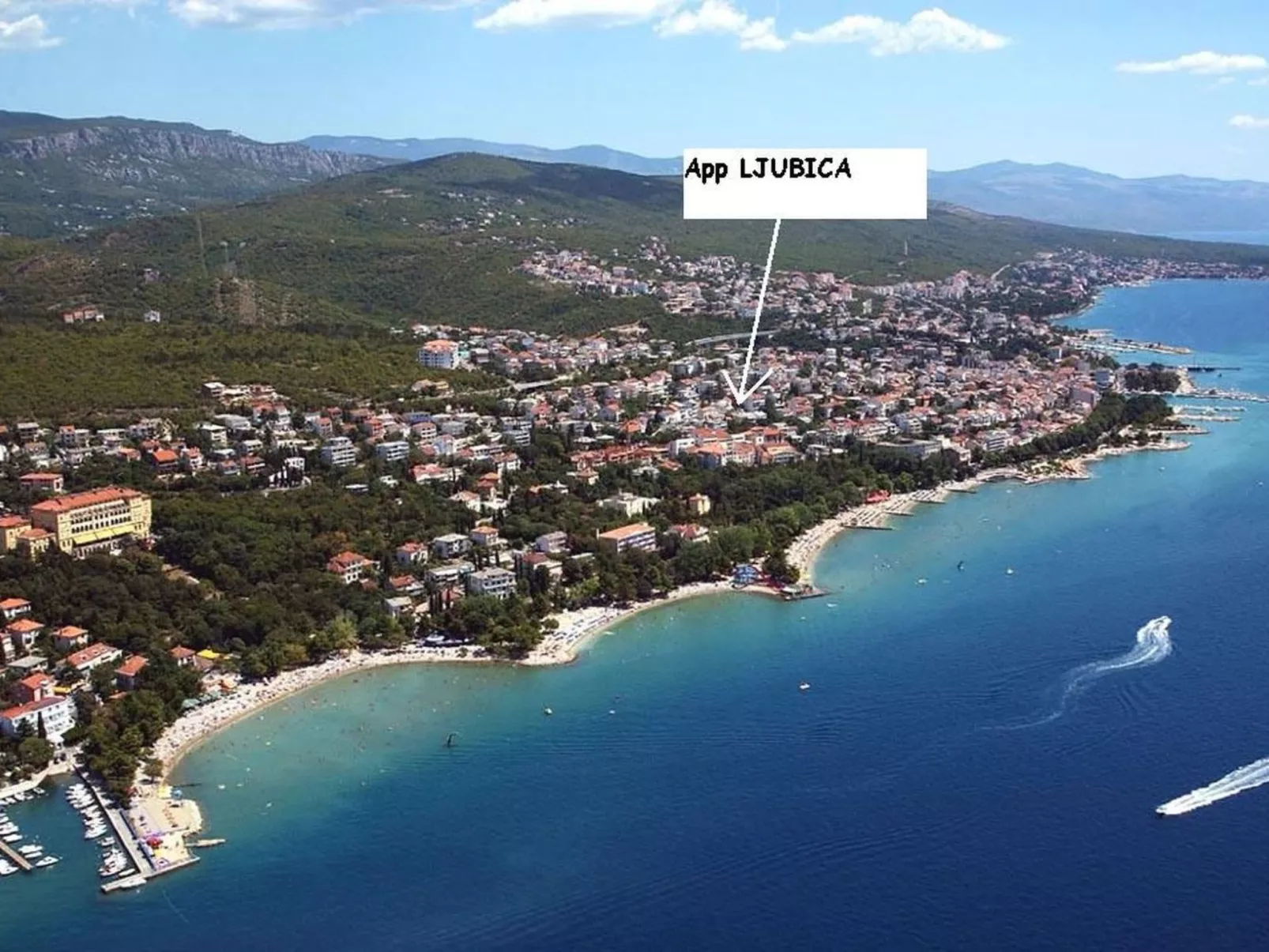 Wohnung mit Balkon, tolle Lage-Buiten