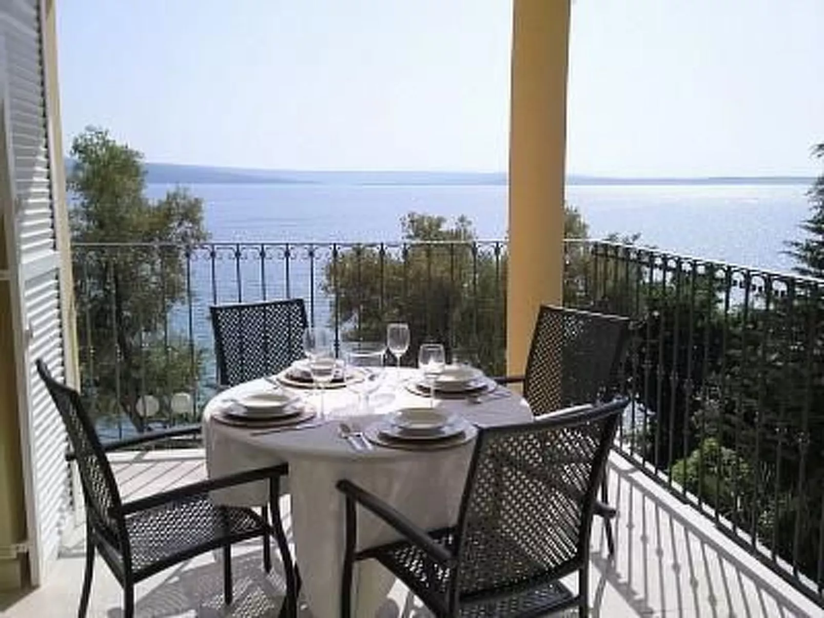 Mit Blick auf das Wasser-Image-tags.info