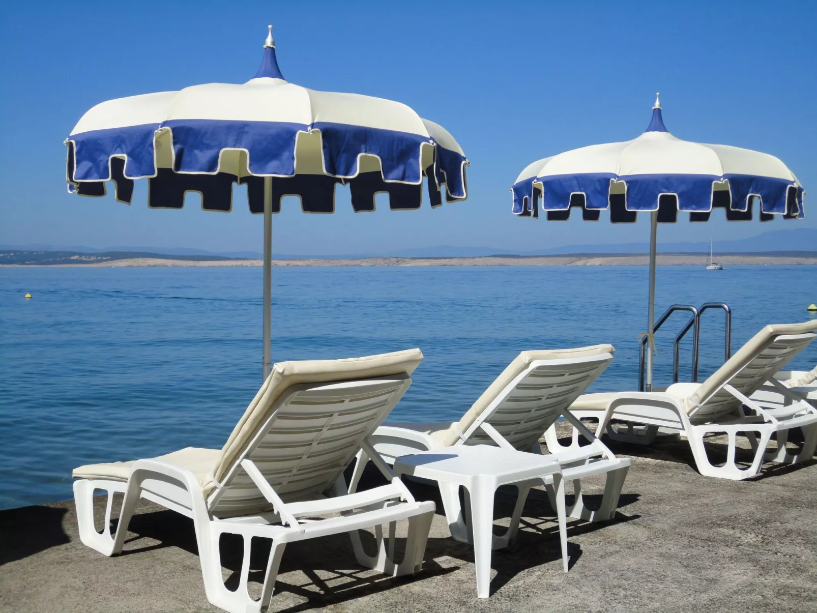 Für vier Personen mit Balkon-Buiten