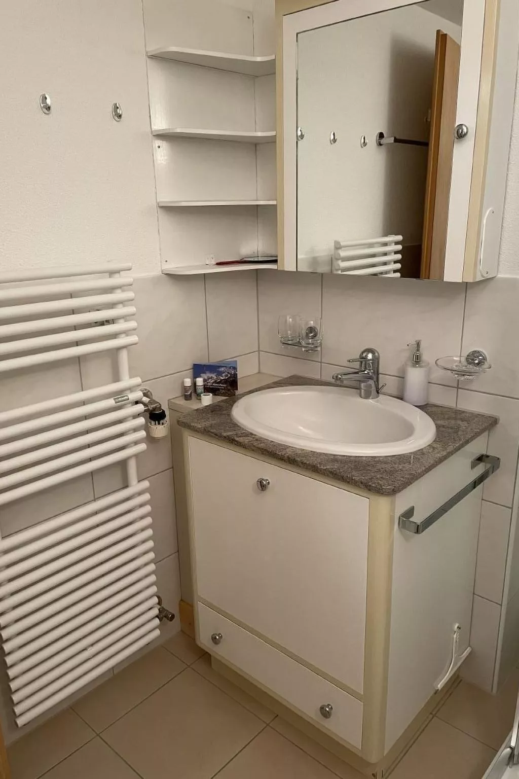 Chesa Islas, Wohnng 11-Binnen