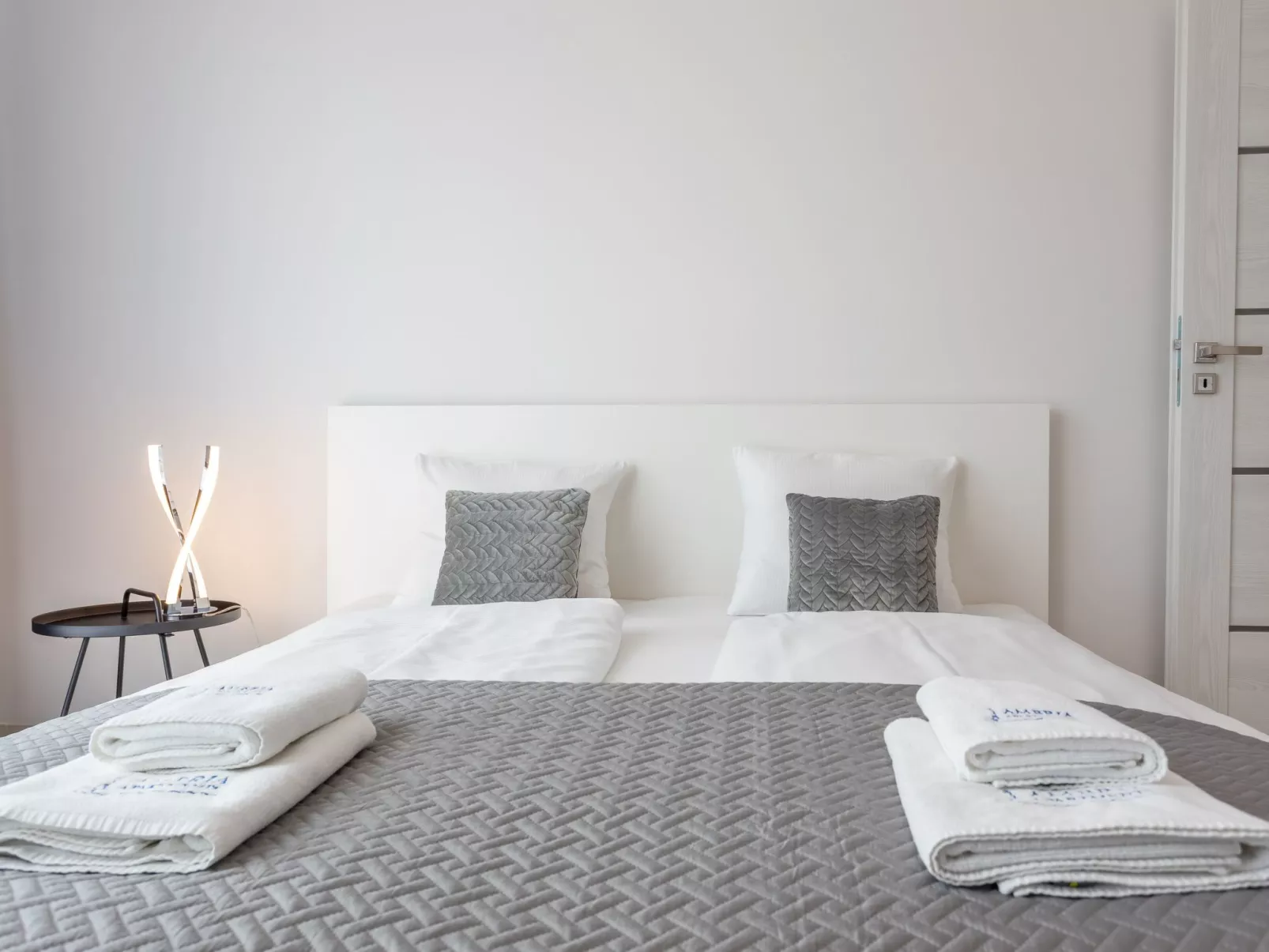 Geräumiges und luxuriöses Appartement Tower 12-Image-tags.info