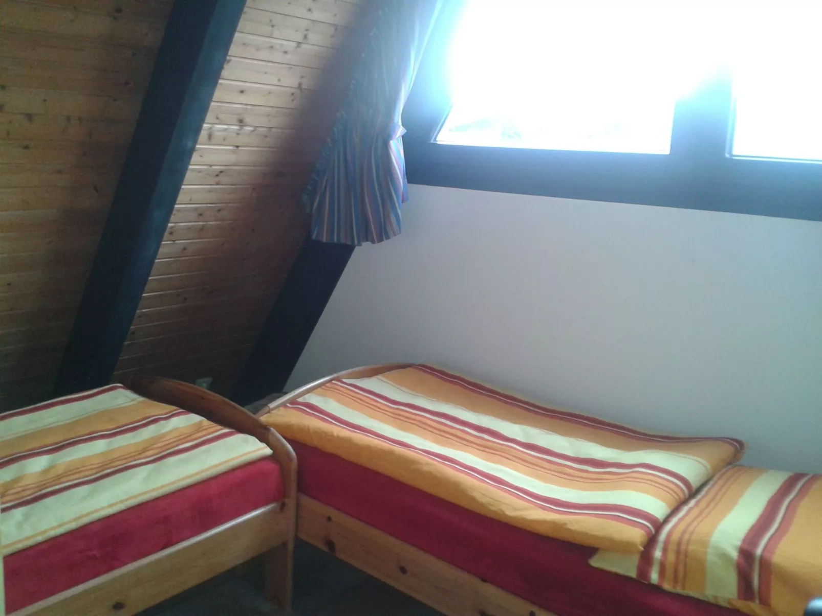 Unmittelbar hinter dem Deich gelegenes Nurdachhaus-Image-tags.info