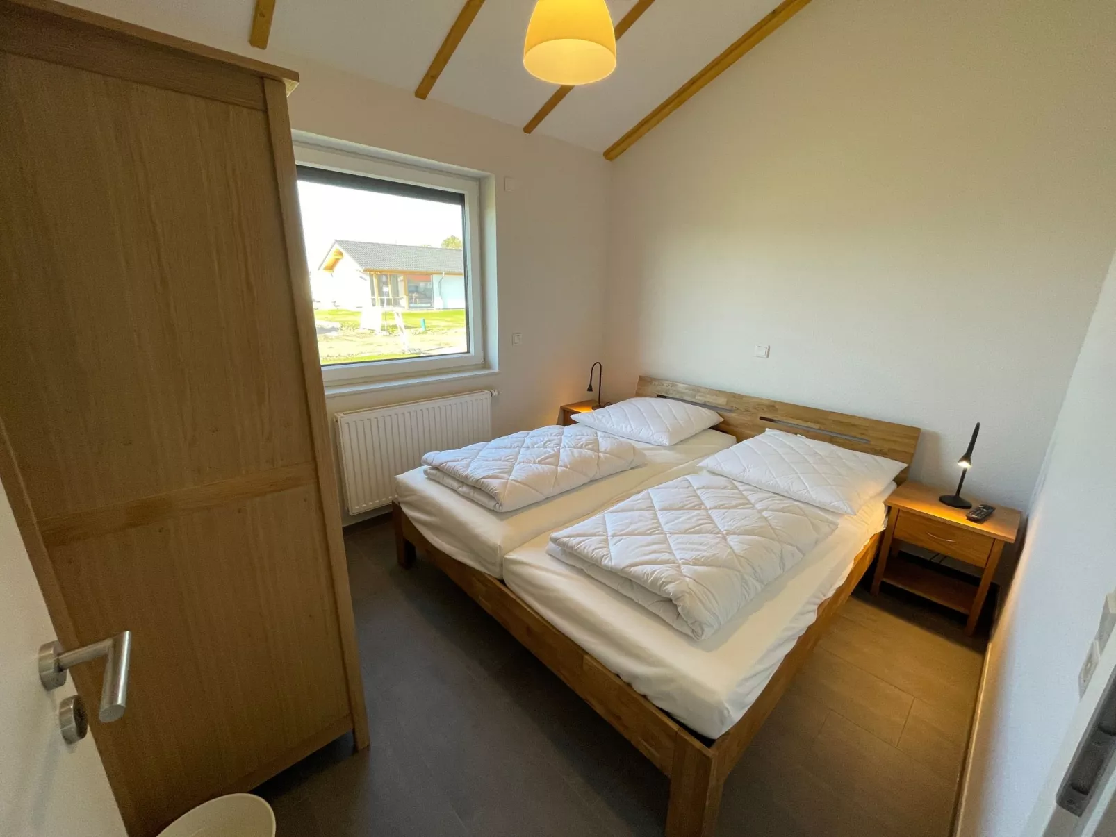 G11 Eingezäuntes Neubau-Haus in Eckwarderhörne-Binnen