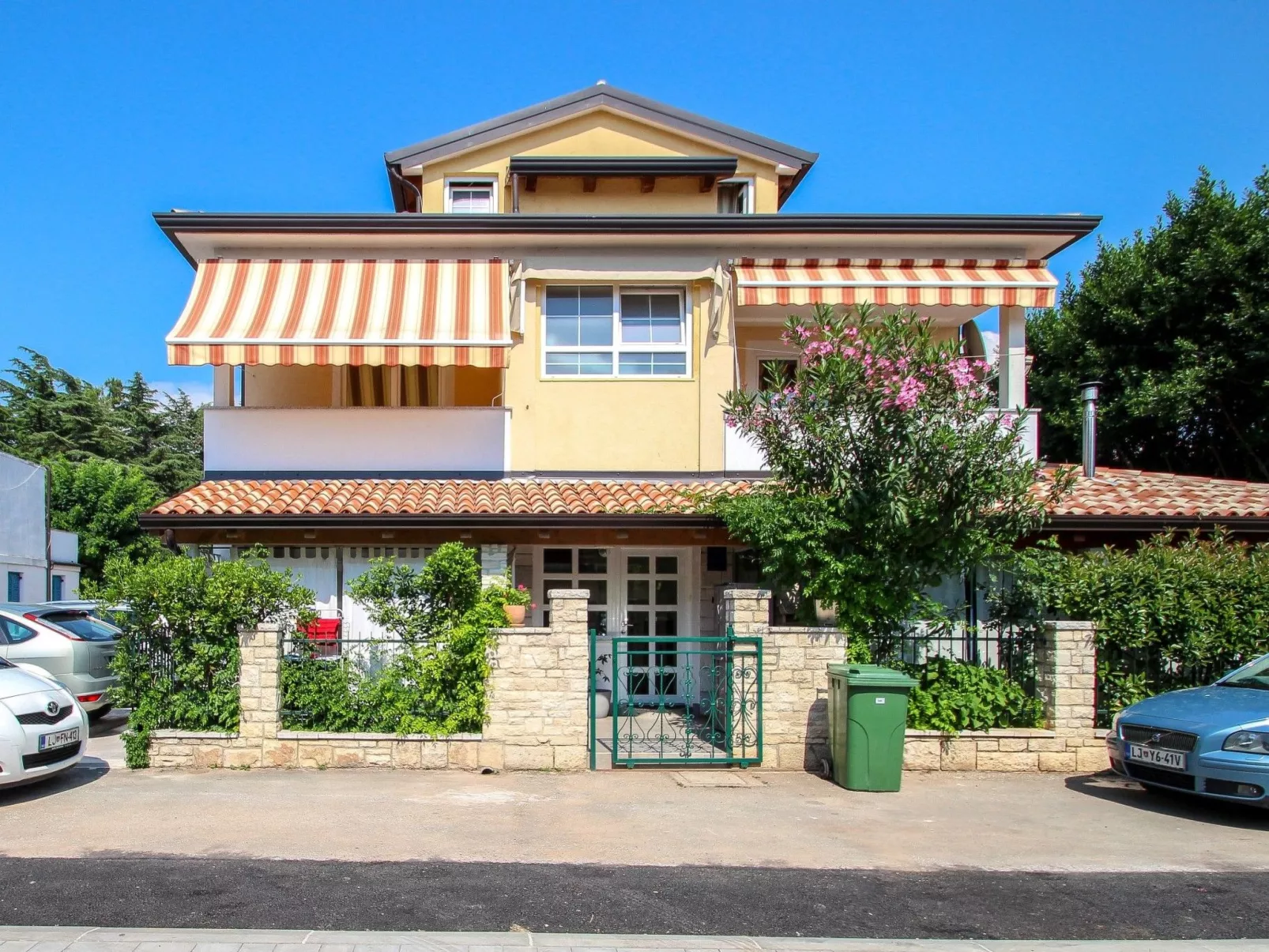 Wohnung "Viviana" direkt am Strand-Buiten