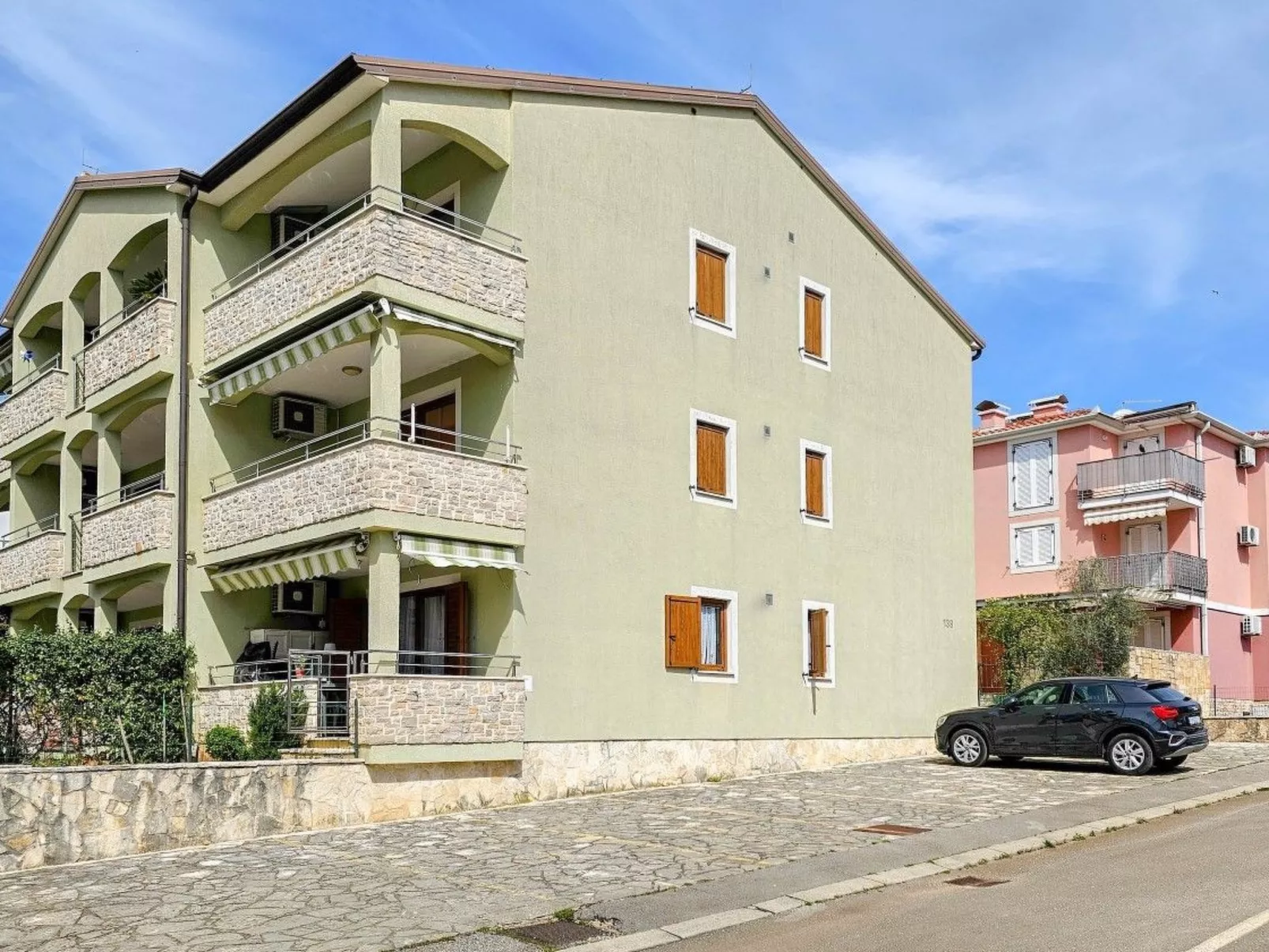 "Fabiola" mit Balkon - Buiten