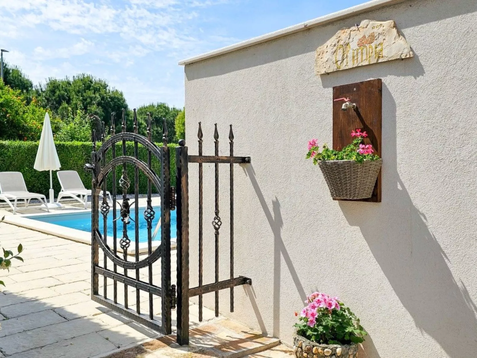 Für 2 Personen ca. 30 m&sup2; in Novigrad, Adriaküste Kroatien (Westküste von I-Buiten