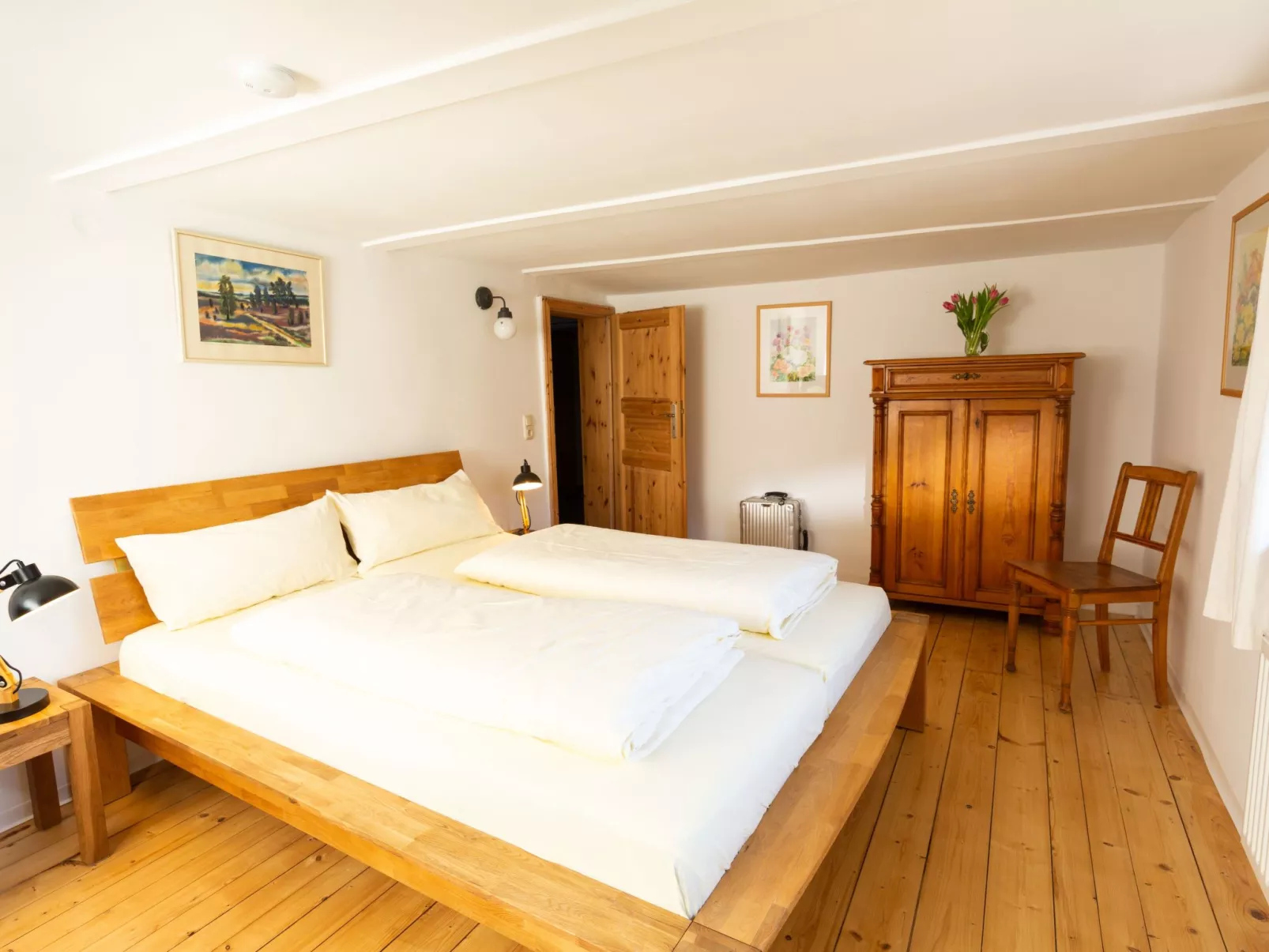 Fachwerkhaus mit Garten, Grill und Terrasse-Binnen