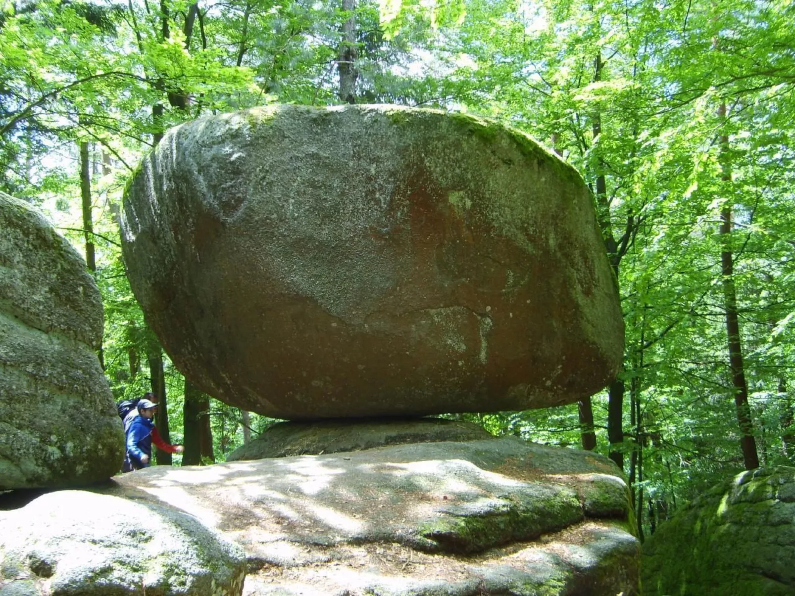 Große Wohnung mit Badewanne-Image-tags.info