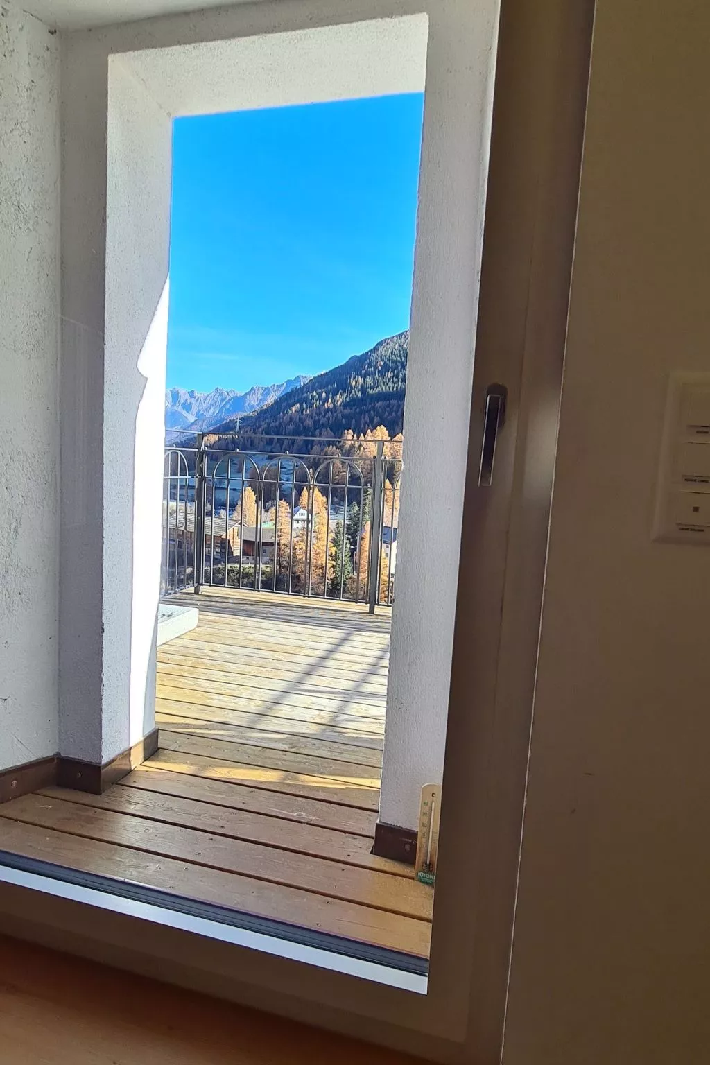 Wohnung mit atemberaubender Aussicht-Buiten