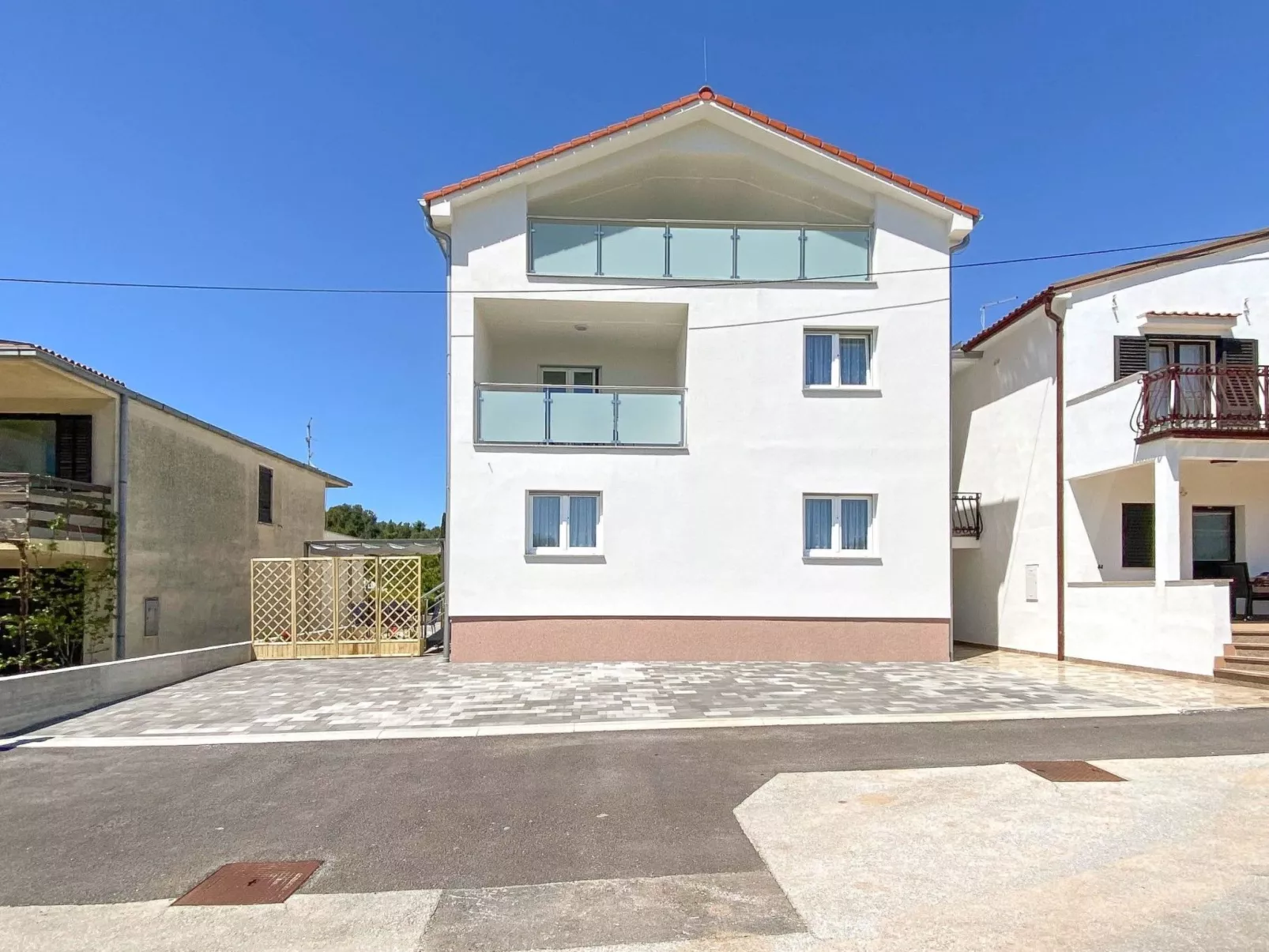 Wohnung "Sofia" mit Balkon-Buiten