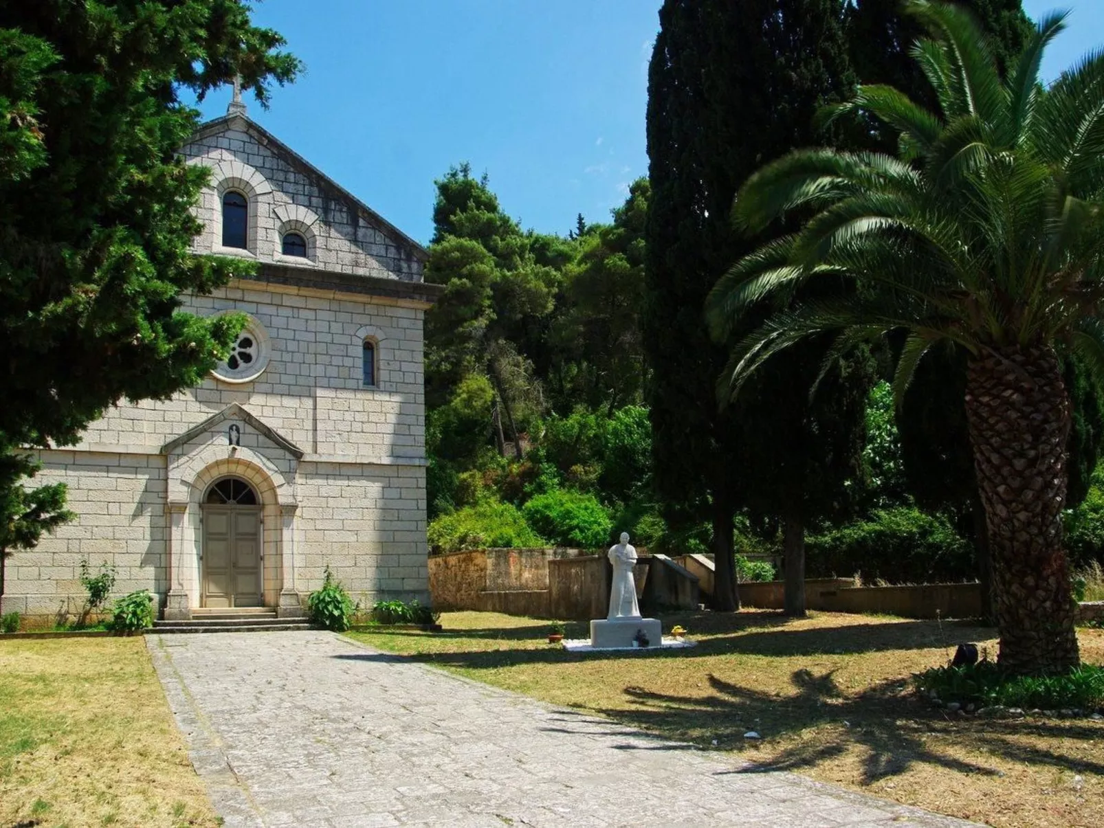 "Antun" am Strand-Image-tags.info