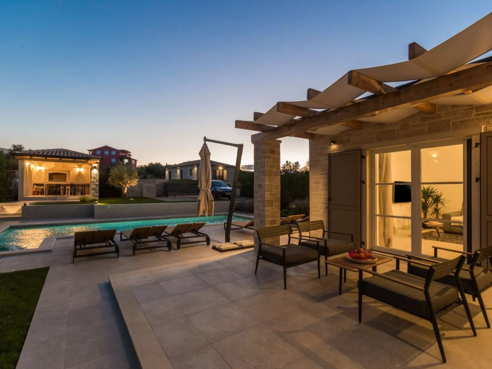 Schönes Haus in Tar mit privatem Pool-Buiten