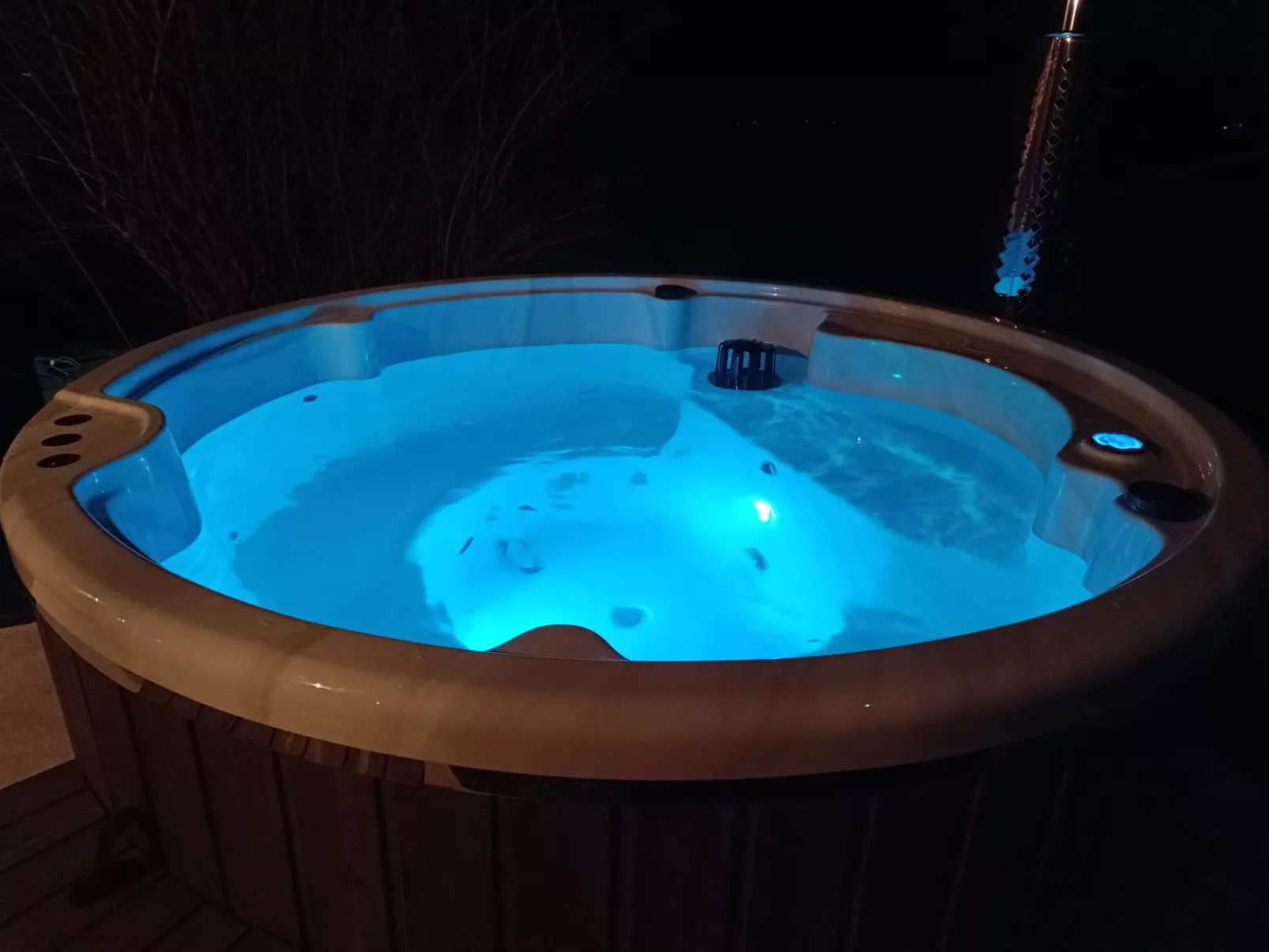 Haus in Sleme Skradsko mit Whirlpool und Parkplatz-Buiten