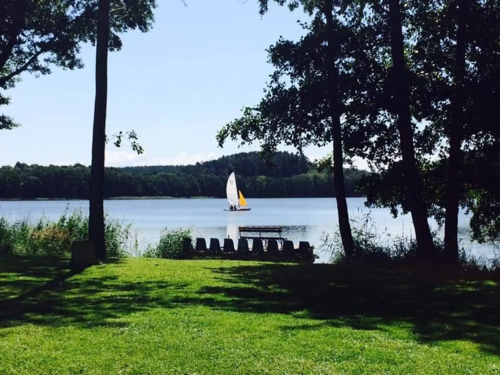Gemütliches Ferienhaus mit Garten und Seeblick-Image-tags.info