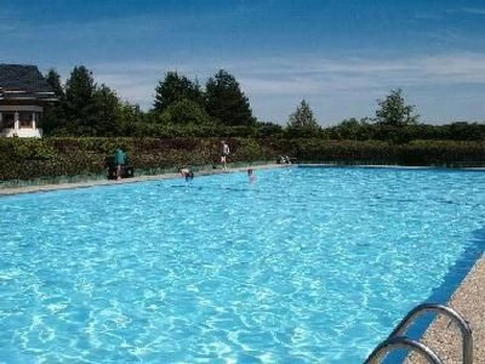 Eifelhäuschen-Buiten