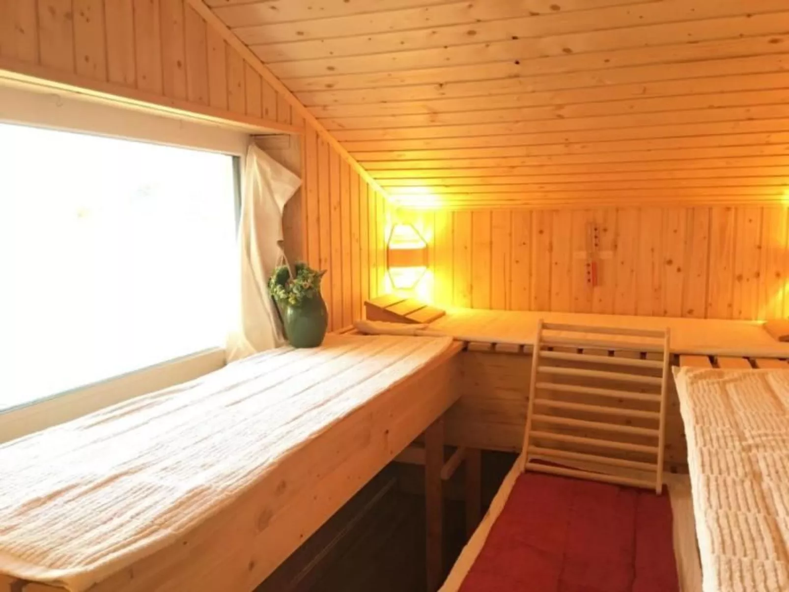 Ruhige Wohnung in Risum mit Garten und Terrasse-Binnen