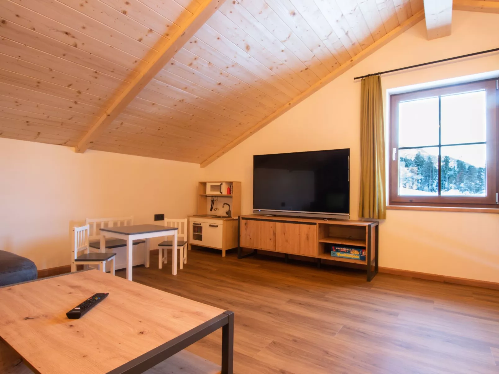 Alpen Chalet-Image-tags.info