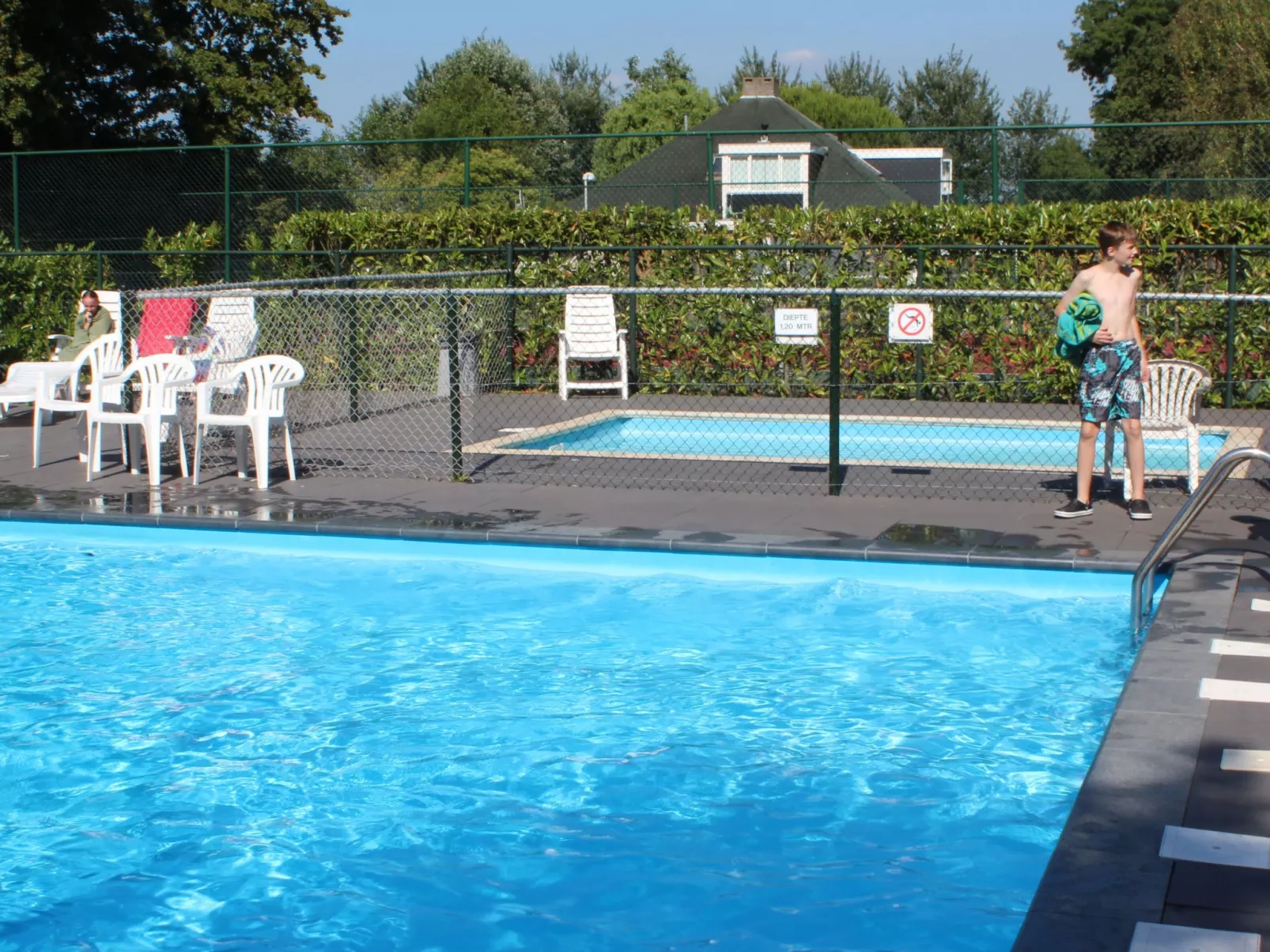 "Buurtweg 219"-Buiten