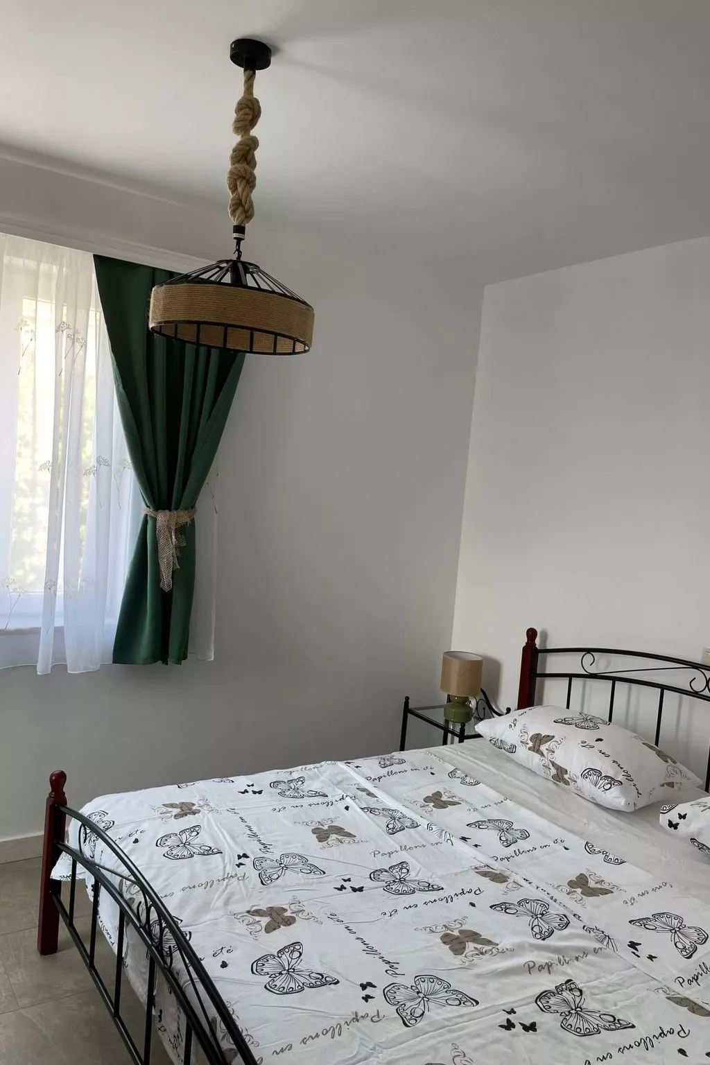 "Sweet Smile Postira"-Binnen