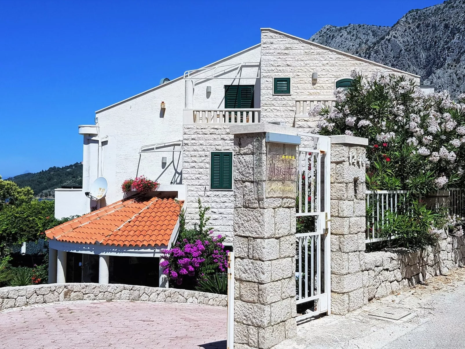 Wohnung in Drašnice mit Schönem Garten-Buiten