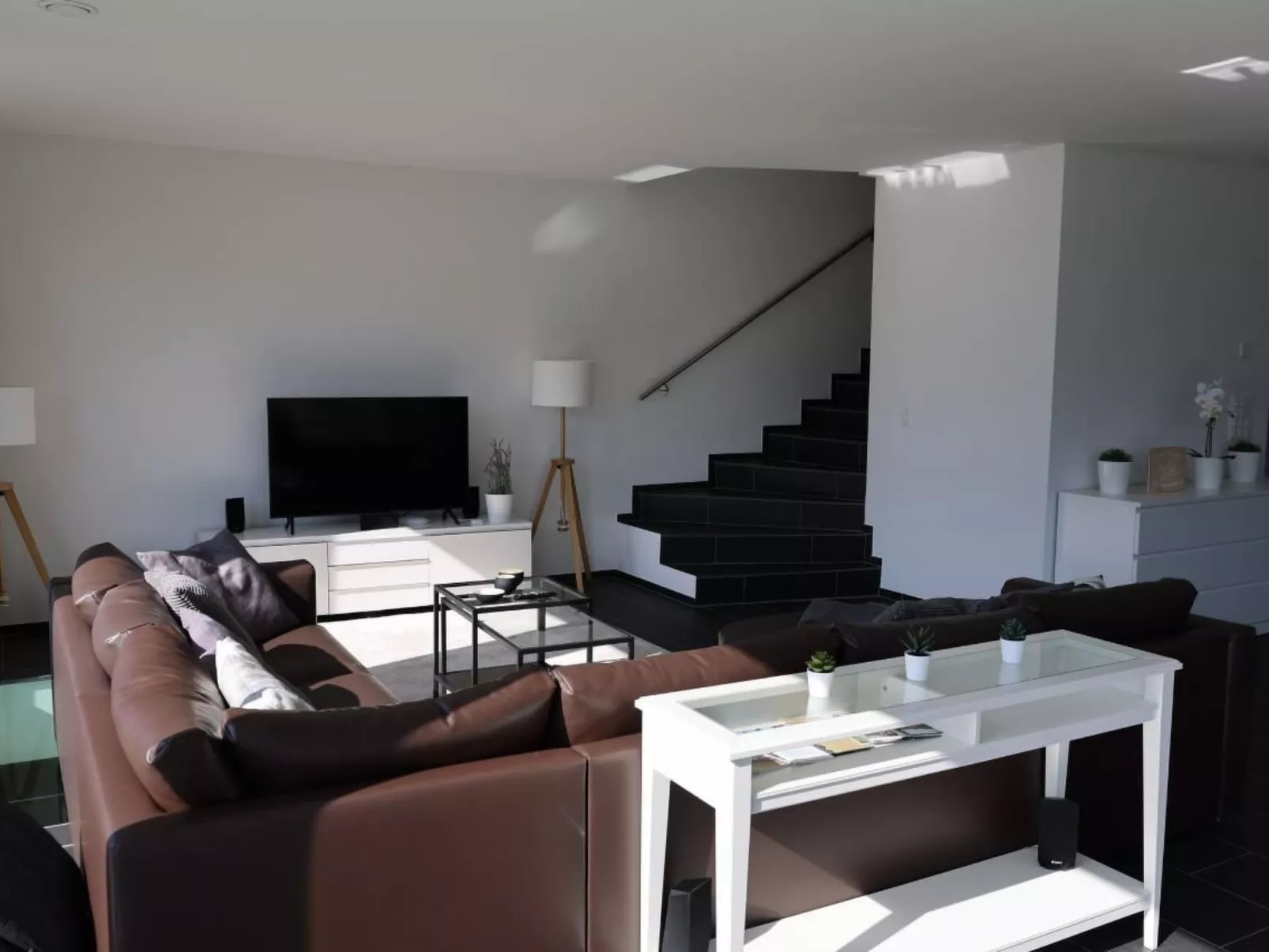 Villa am See-Image-tags.info