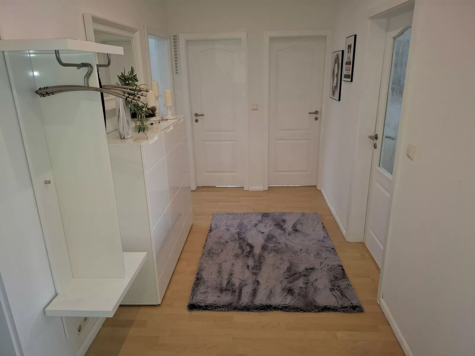 Private Ferienwohnung in Nordenham, großer Balkon-Binnen