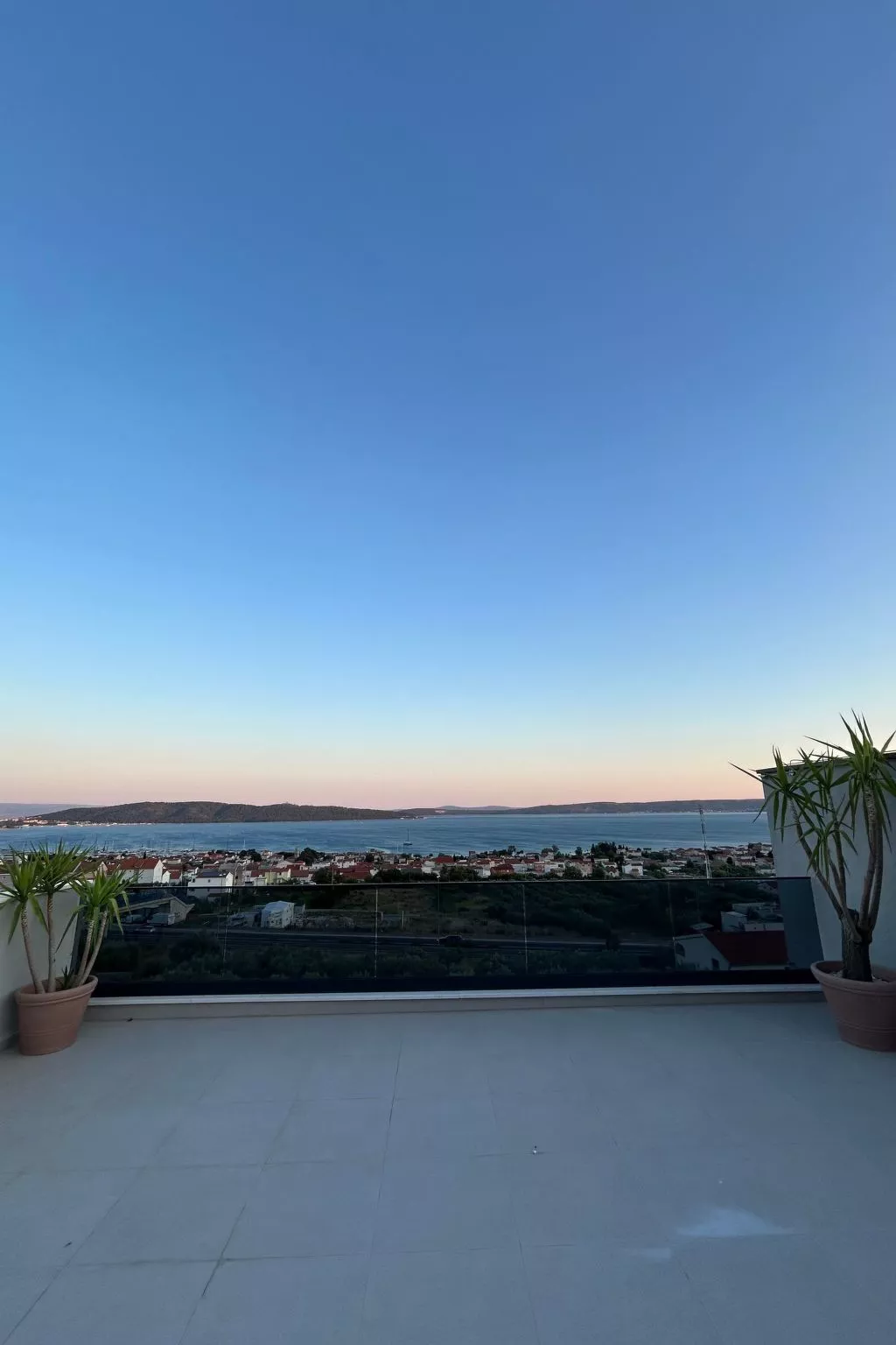 "Magnificent Lux View"-Buiten