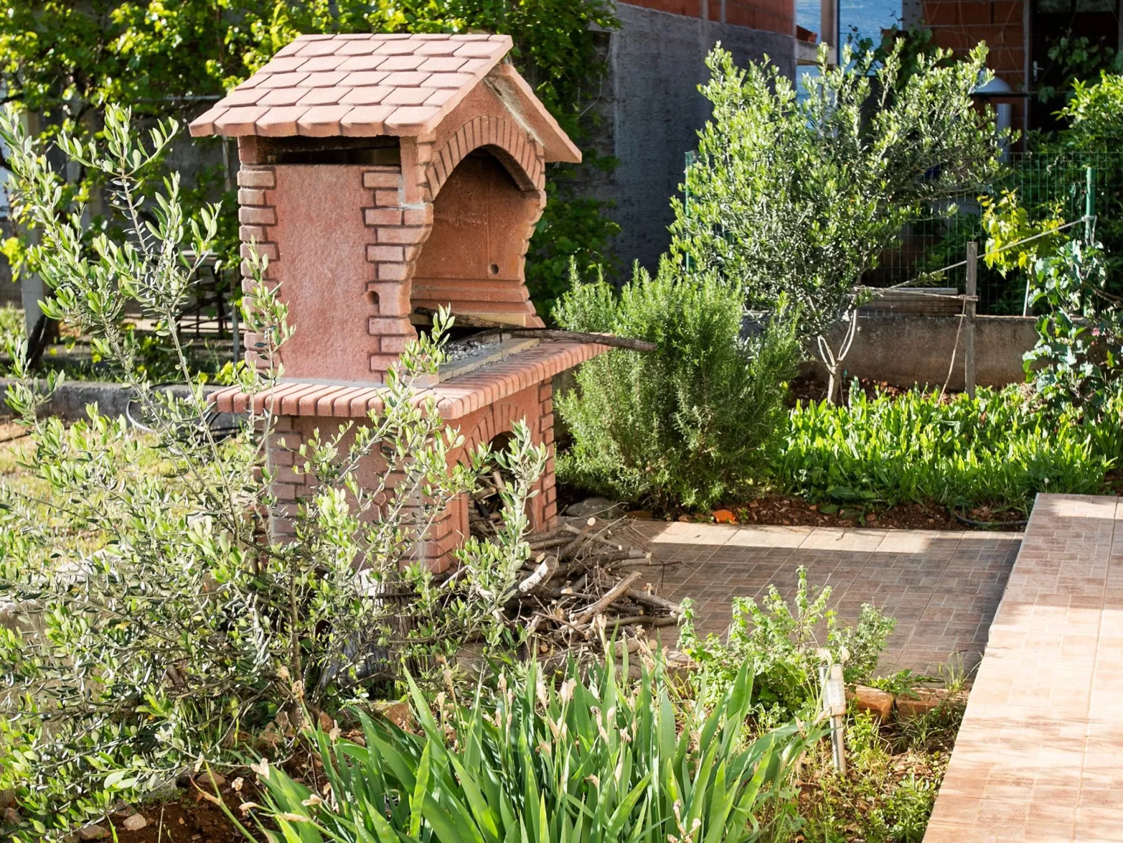 Kadulja Wohnung-Buiten