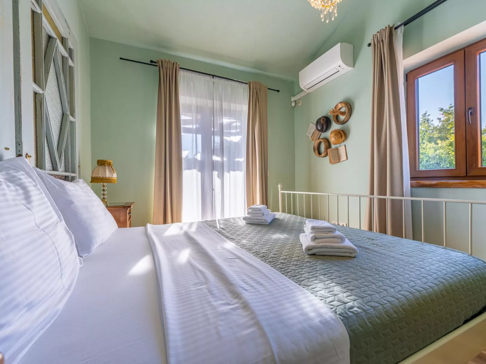 Villa Paradis 13-Binnen