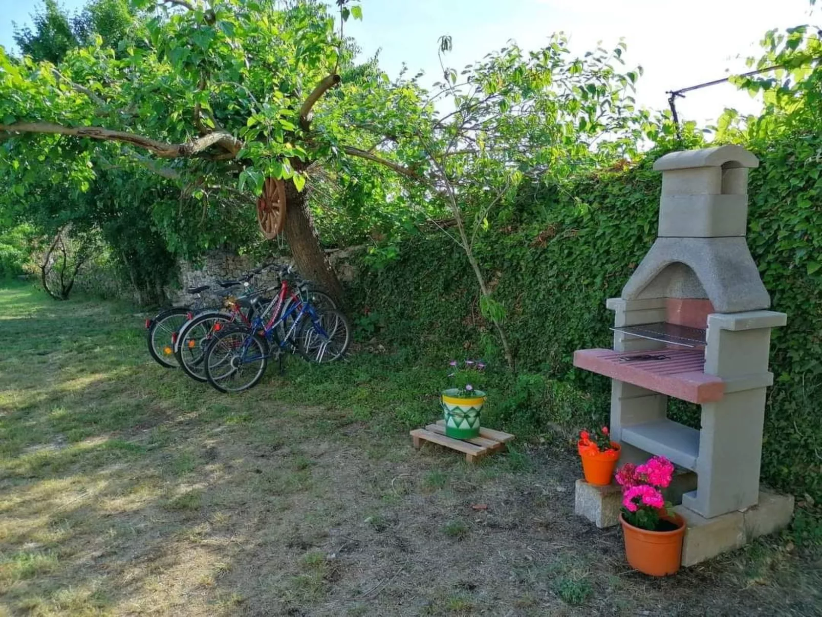 Typisch istrisches Ferienhaus mit Garten-Image-tags.info