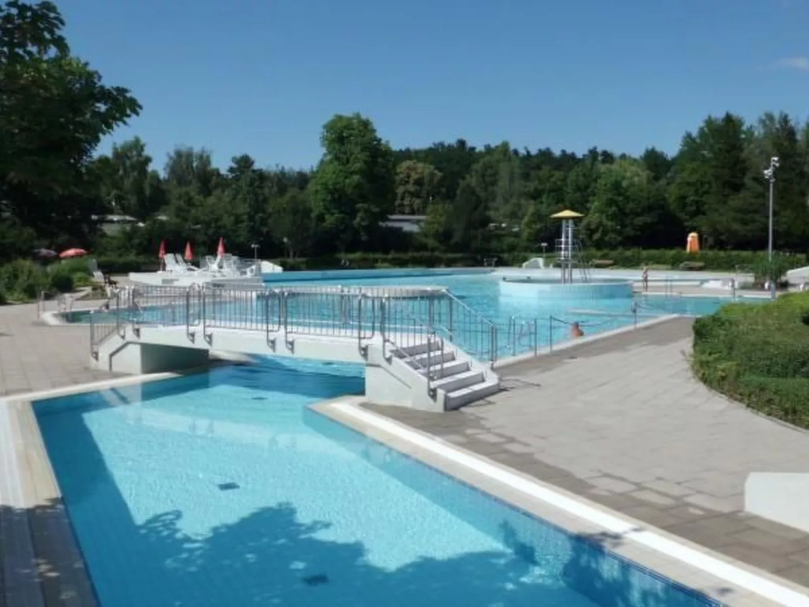 Nur-Dach-Ferienhaus für vier Personen - Buiten