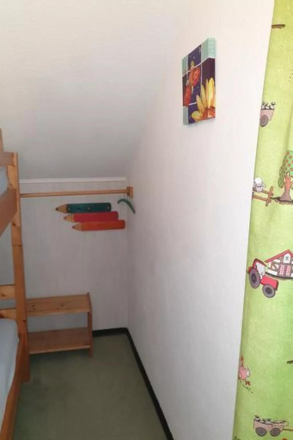 Nice Holidays-Binnen