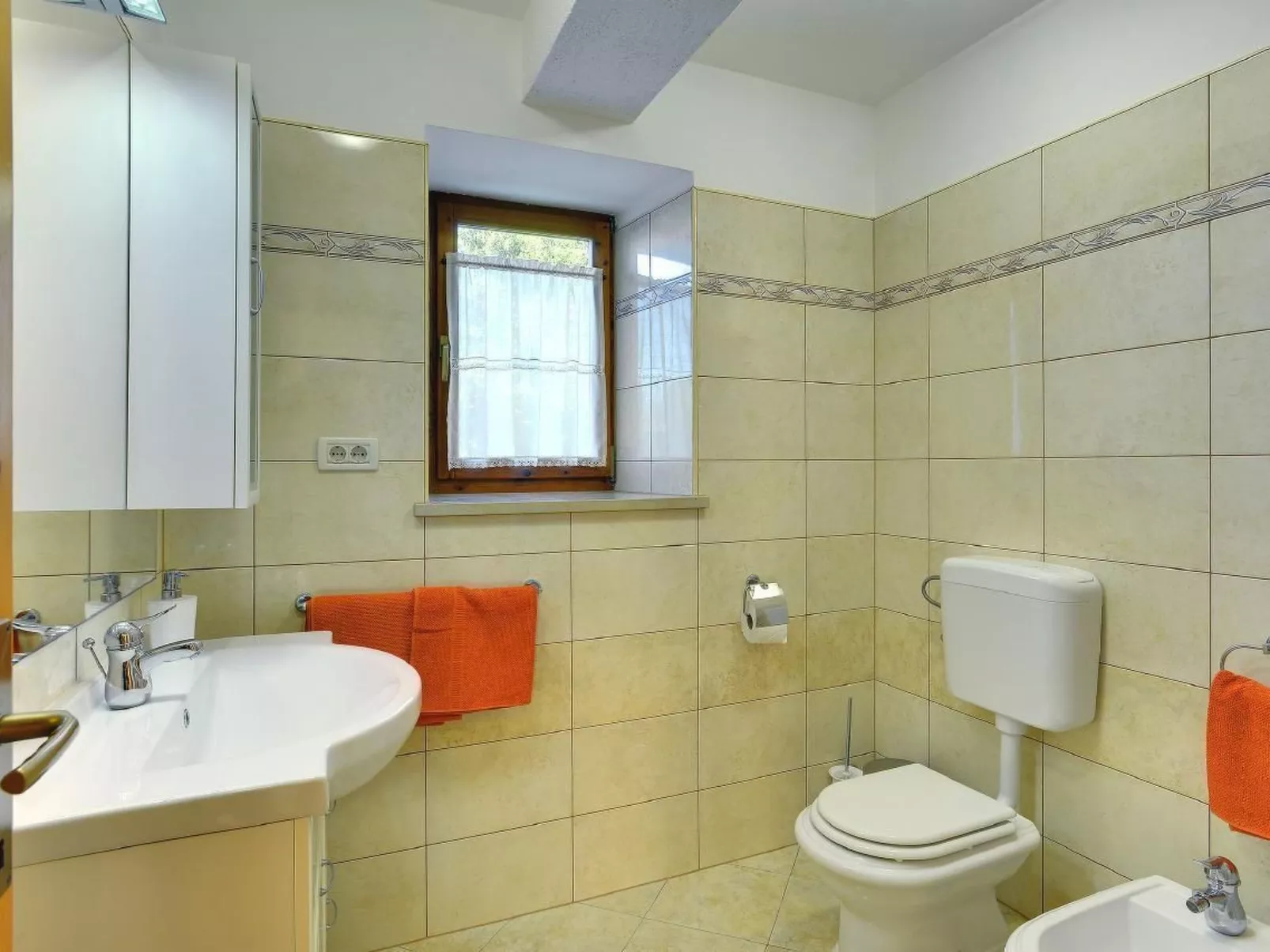 Appartement in Rakalj mit Großem Garten und Panoramablick-Image-tags.info