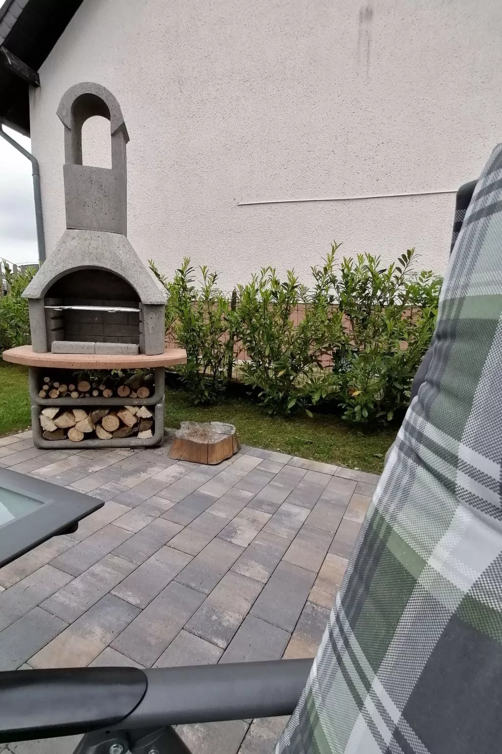 Appartement mit Terrasse-Buiten