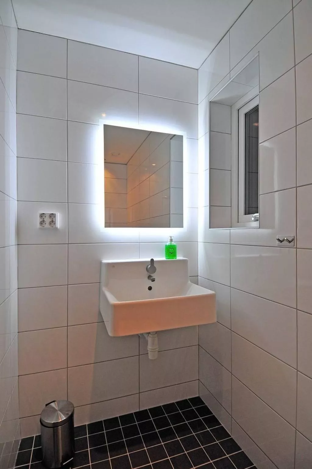 Villa "Vitasjö" mit Terrasse, Grill und Garten-Binnen