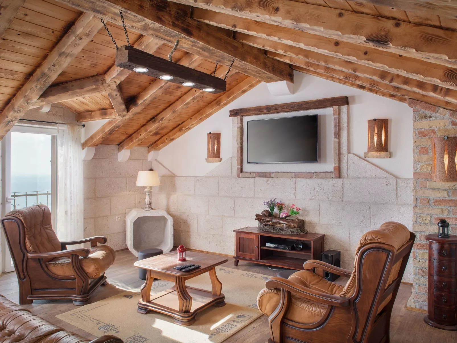 Charmantes Steinhaus mit Pool und Meerblick-Binnen